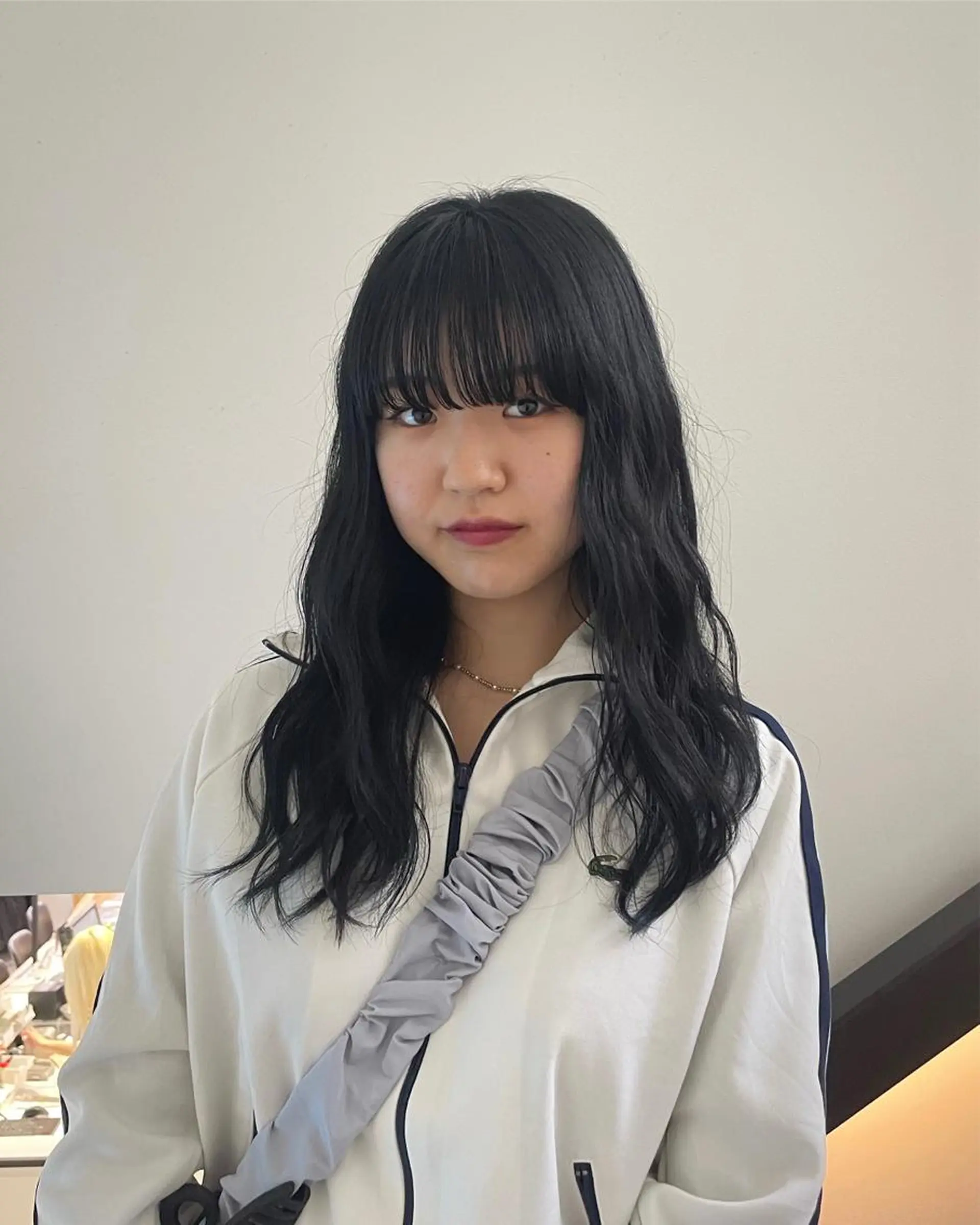 ロング カラー 黒髪 ブルーカラー ブルーブラック ヘアカラー 🌟暖色系ハイトーン 🌟AIのヘアスタイル