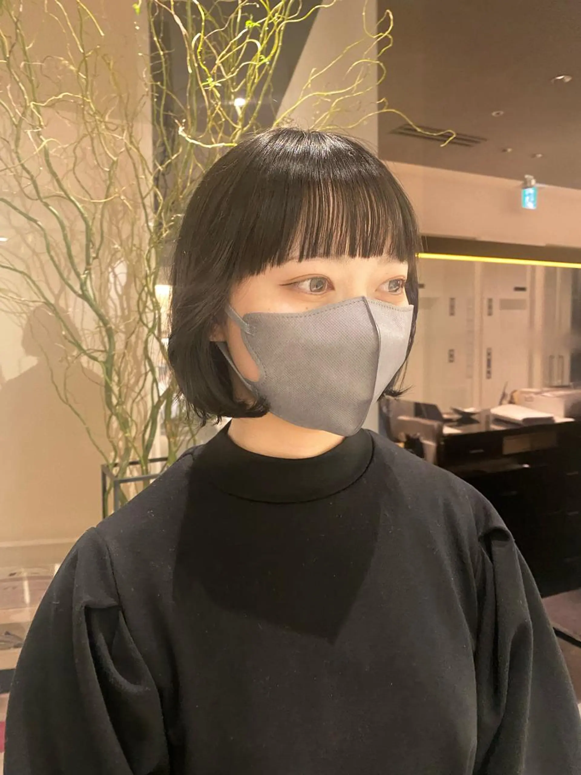 ショート カラー ブリーチ イヤリングカラー ハイライトカラー インナーカラー ブリーチなしカラー 巻ける縮毛矯正/艶 カラーchika🩵のヘアスタイル