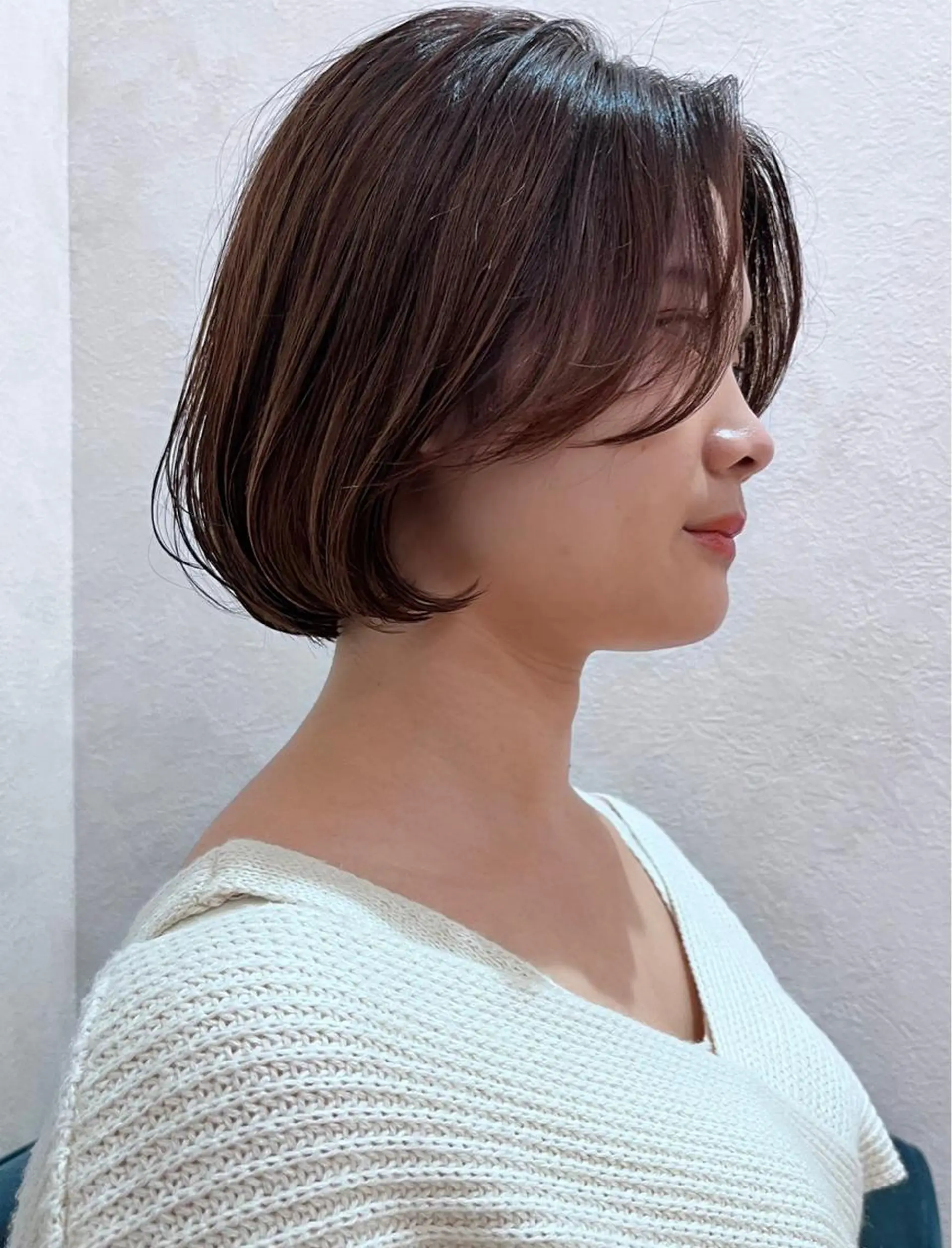 ショート ボブ 韓国風ヘア カット ヘアカラー かえ🩶韓国ボブ🎀 透明感カラー🥣のヘアスタイル