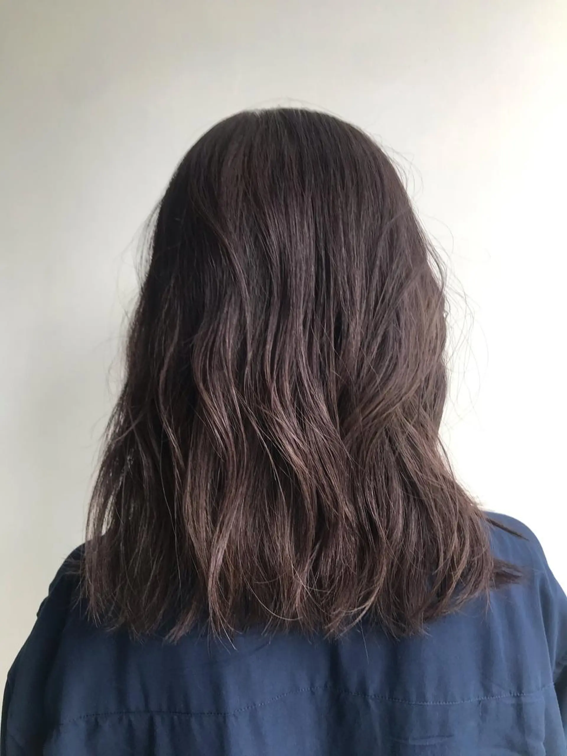 ミディアム カラー アッシュ ベージュカラー 透明感カラー イルミナカラー オリーブベージュ les baladins du miroir所属・🍃YURI 🍃のヘアスタイル