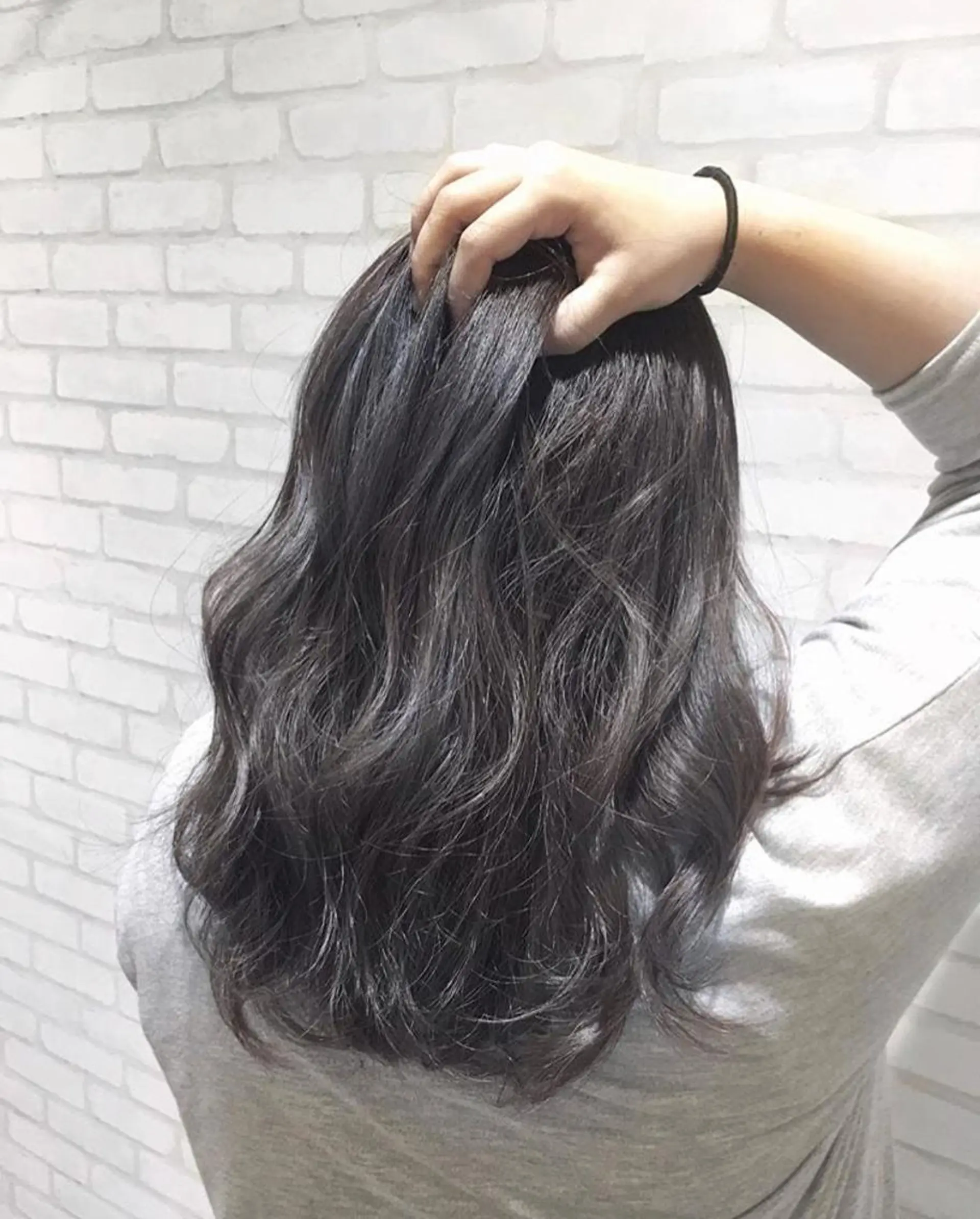 ロング カラー PLUSISM Velen【プラスイズムヴェレン】所属・✨関西No1✨ 春木淳也のヘアスタイル