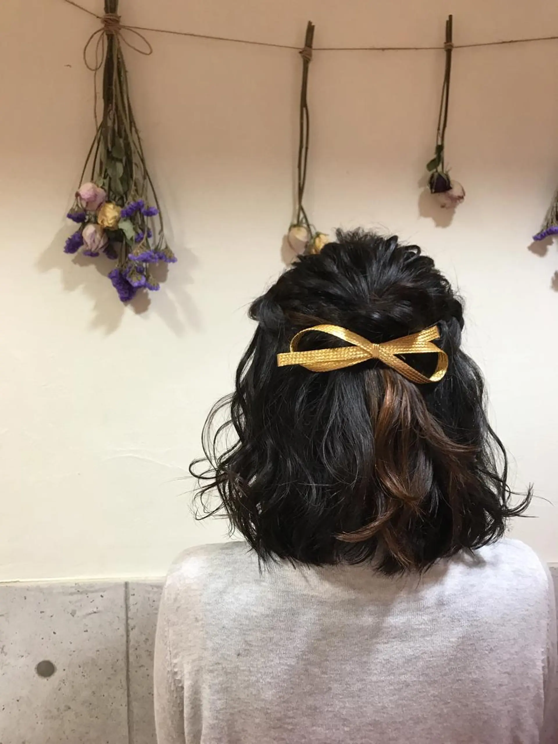 ミディアム ヘアアレンジ ハーフアップ ボブ LOST CITY 横浜所属・🪐脱白髪染め 🪐松尾菜々美のヘアスタイル