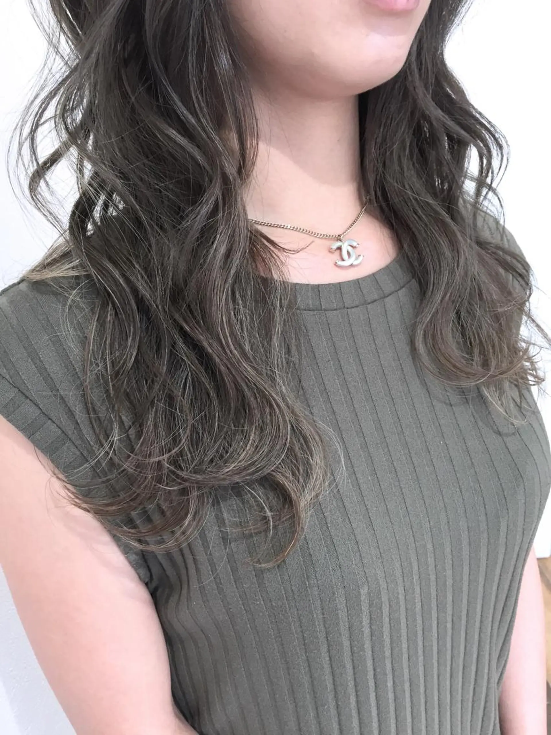 セミロング ハイライト Noe心斎橋所属・Noe心斎橋 堀田 朋宏のヘアスタイル