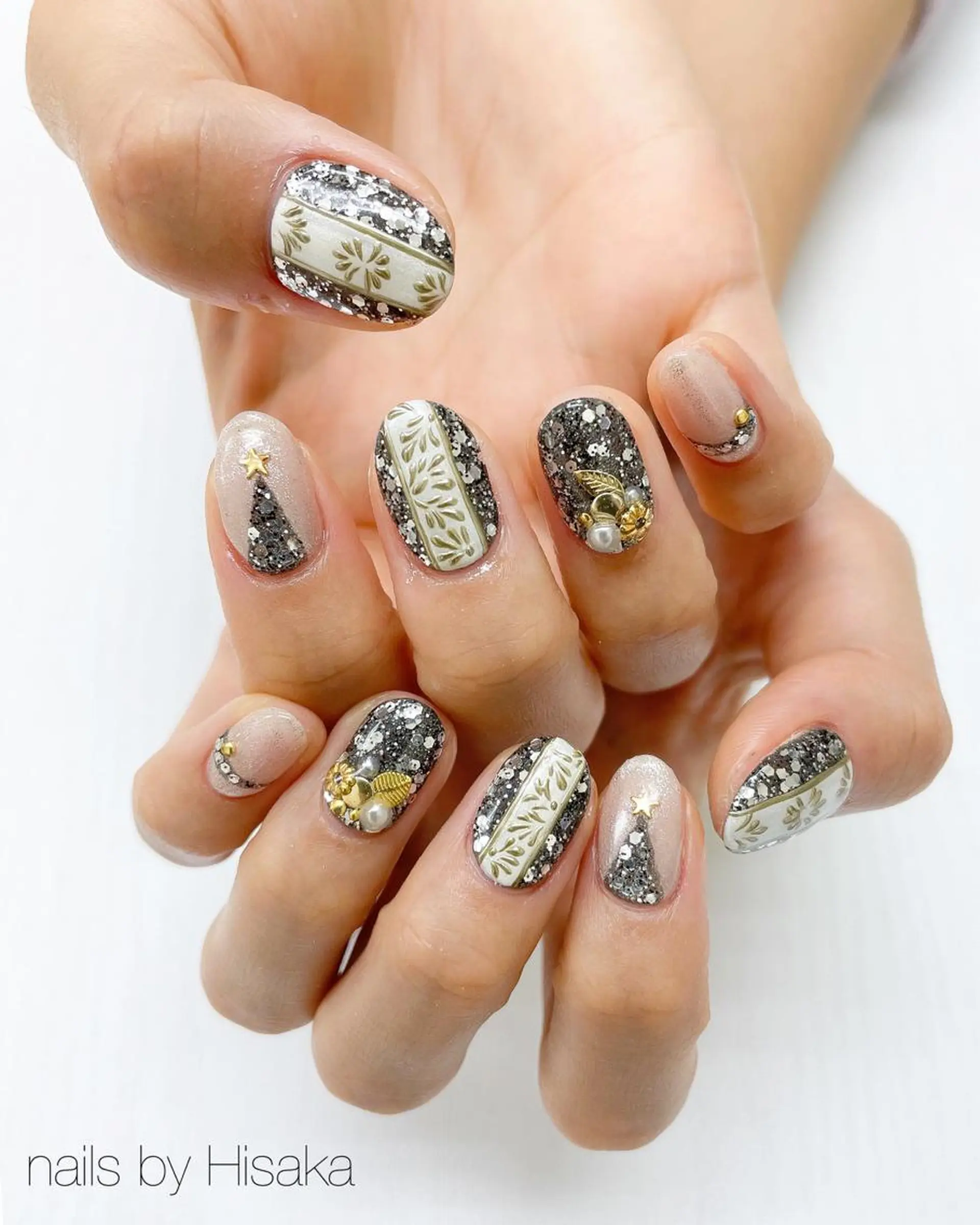 ネイル ハンドネイル Hisaka Mikiのネイルデザイン