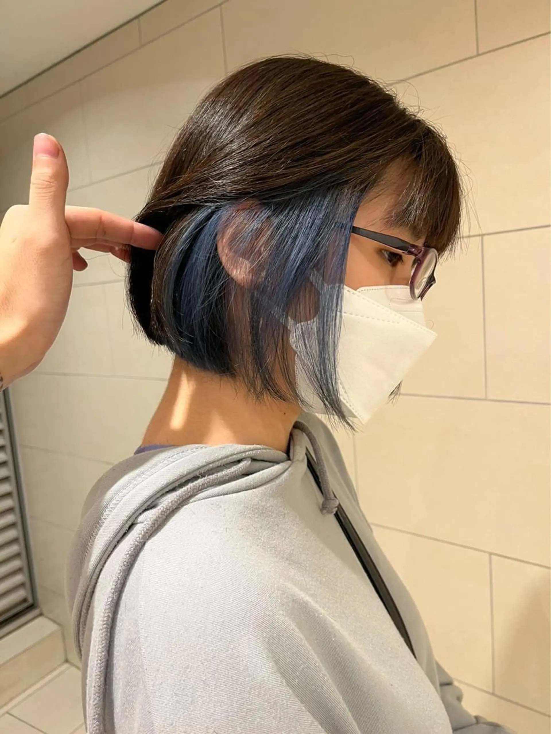 ショート カラー ヘアカラー トリートメント ケアブリーチ/ エクステ/レイヤーのヘアスタイル