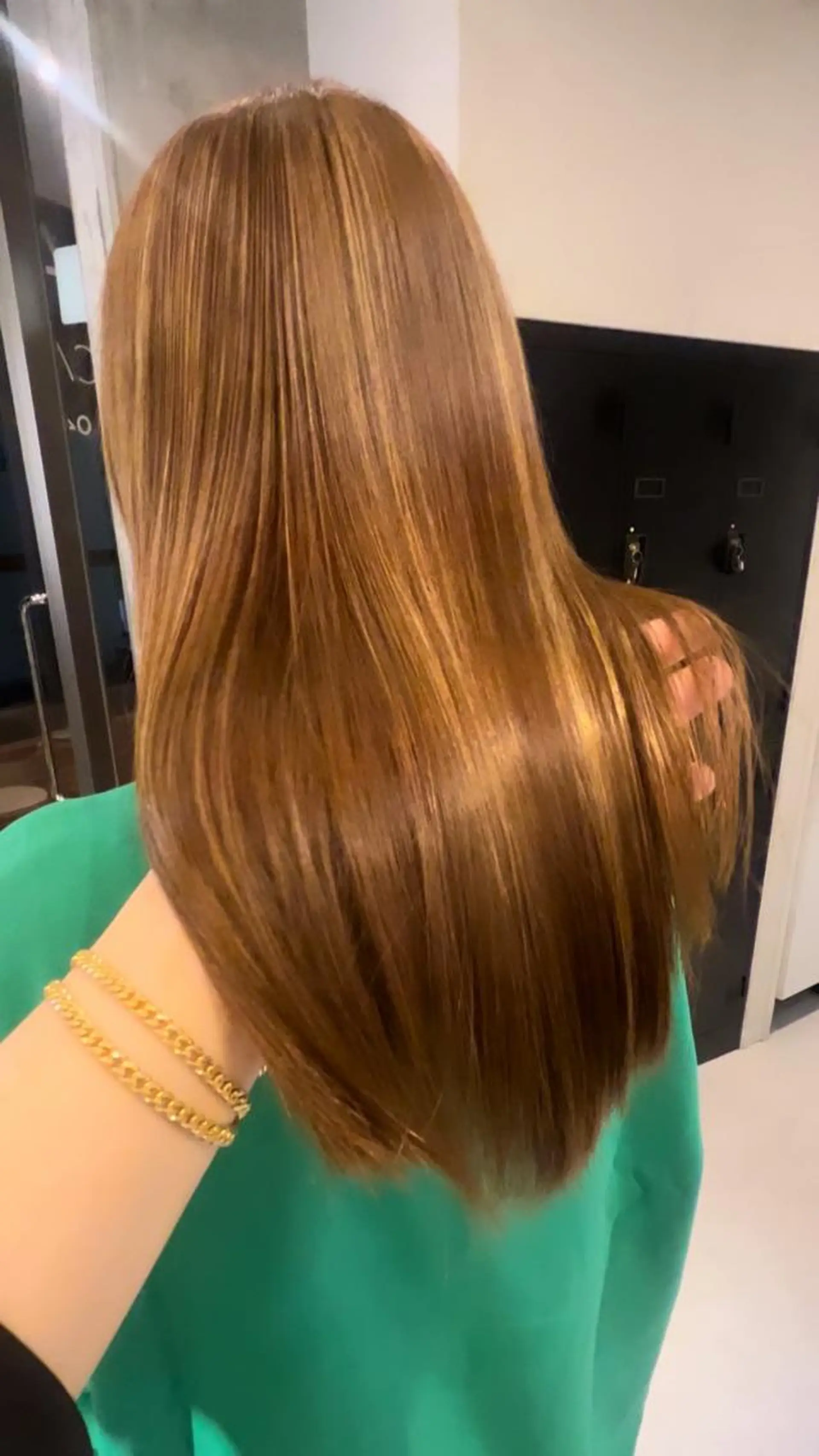 ロング 髪質改善 トリートメント 酸熱トリートメント Moana by HEADLIGHT 武蔵小杉店 【モアナ バイ ヘッドライト】所属・大森 勝馬のヘアスタイル