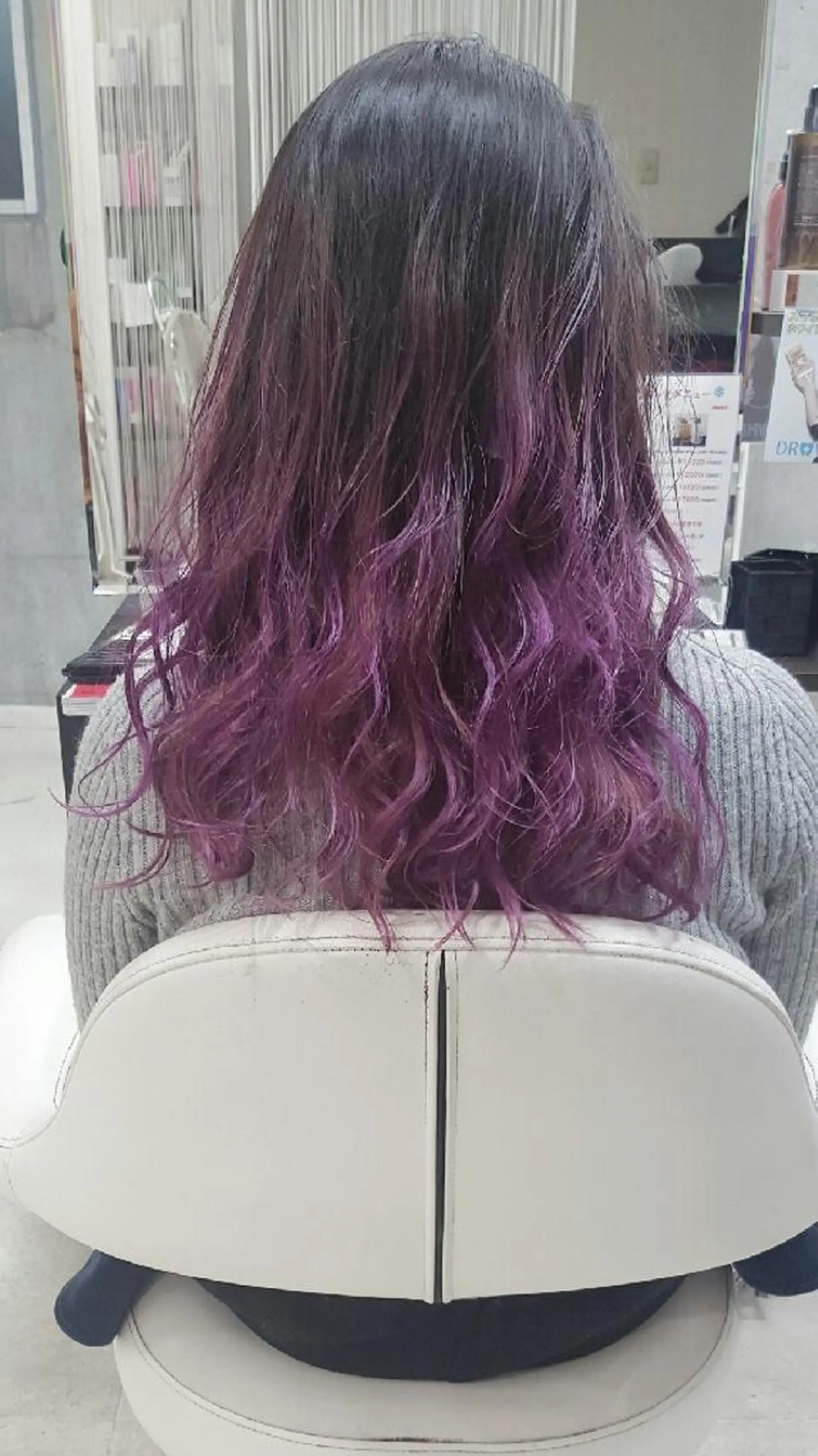 ロング パープルカラー brace 立花のヘアスタイル