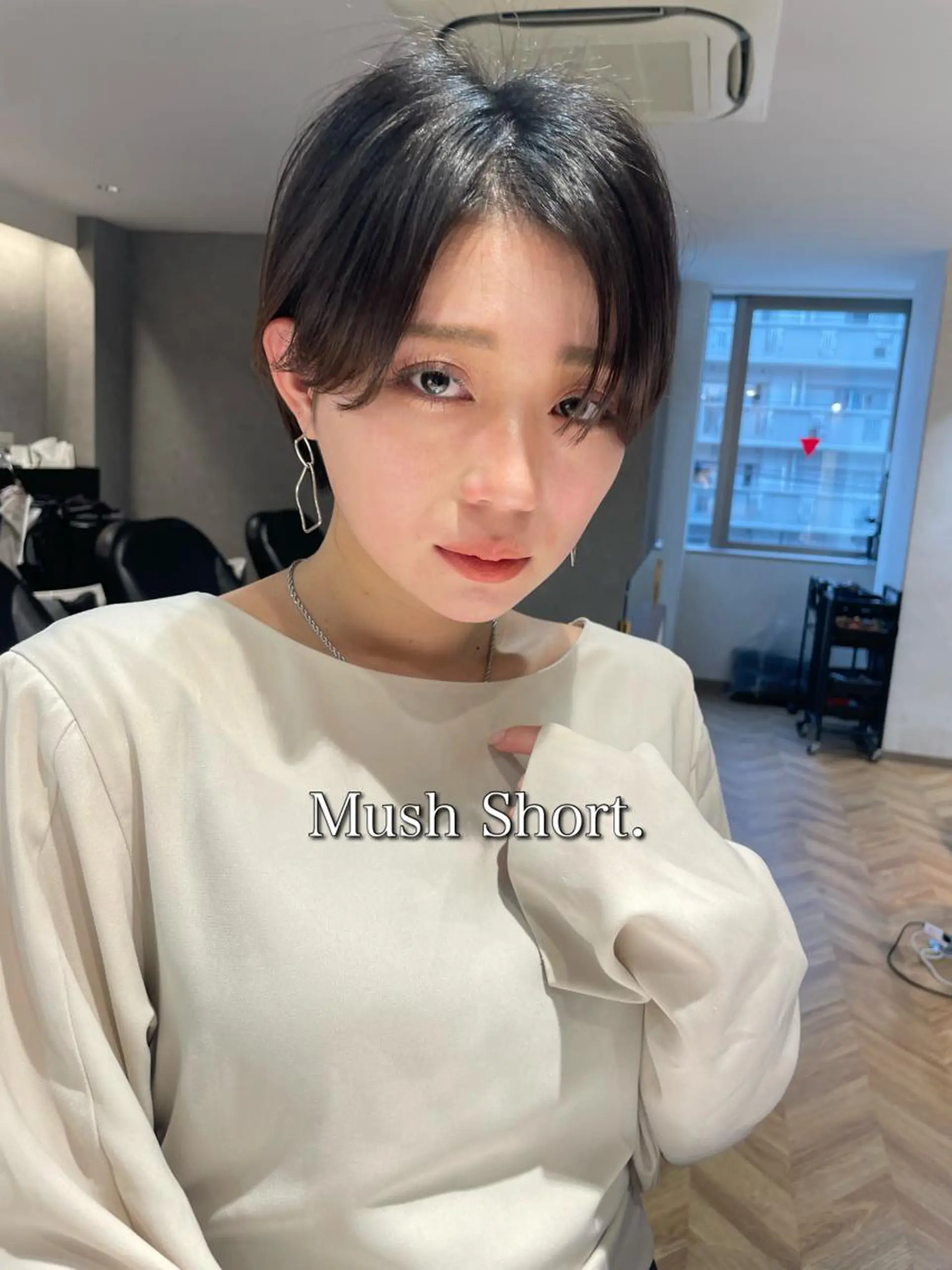 ショート カラー ショートボブ ブルーカラー ボブ 顔周りカット ショートヘア Aster 店長 れおん✂️のヘアスタイル