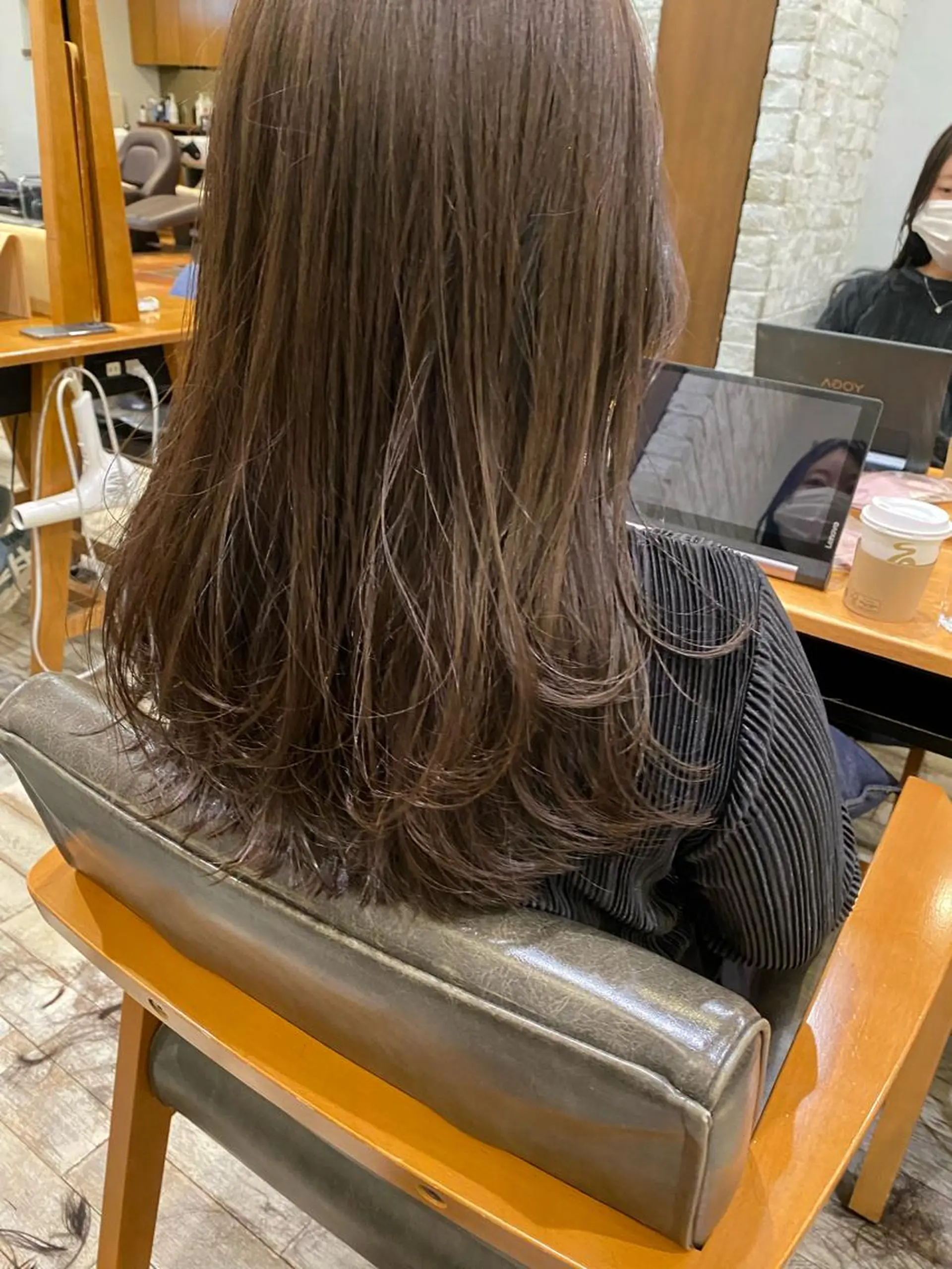 ロング レイヤーカット 栗原 瑞稀のヘアスタイル