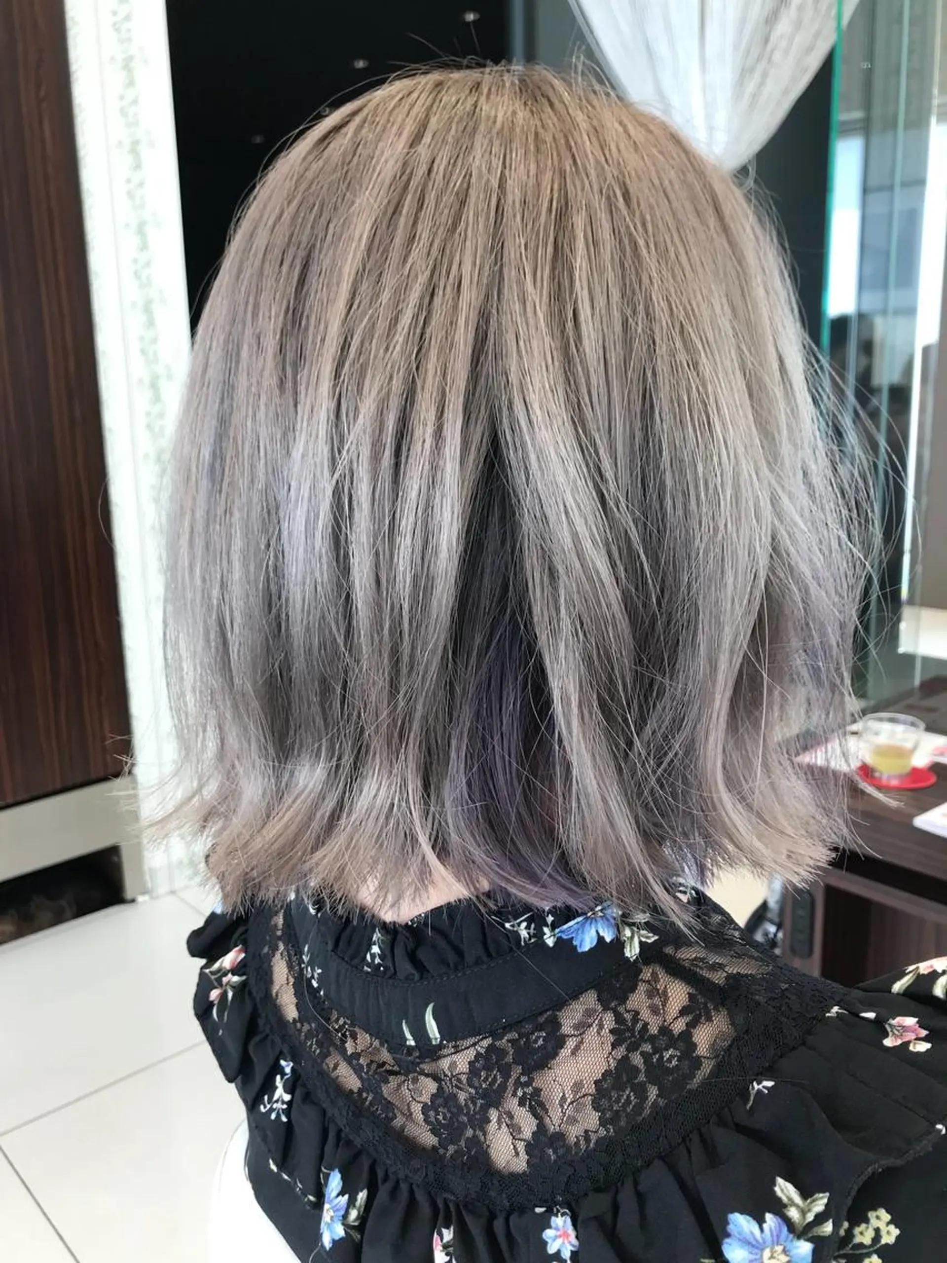 ショート カラー アッシュ ブルーカラー ブルーラベンダー ラベンダーカラー ホワイトアッシュ ヘアカラー トリートメント 土屋 貴章のヘアスタイル