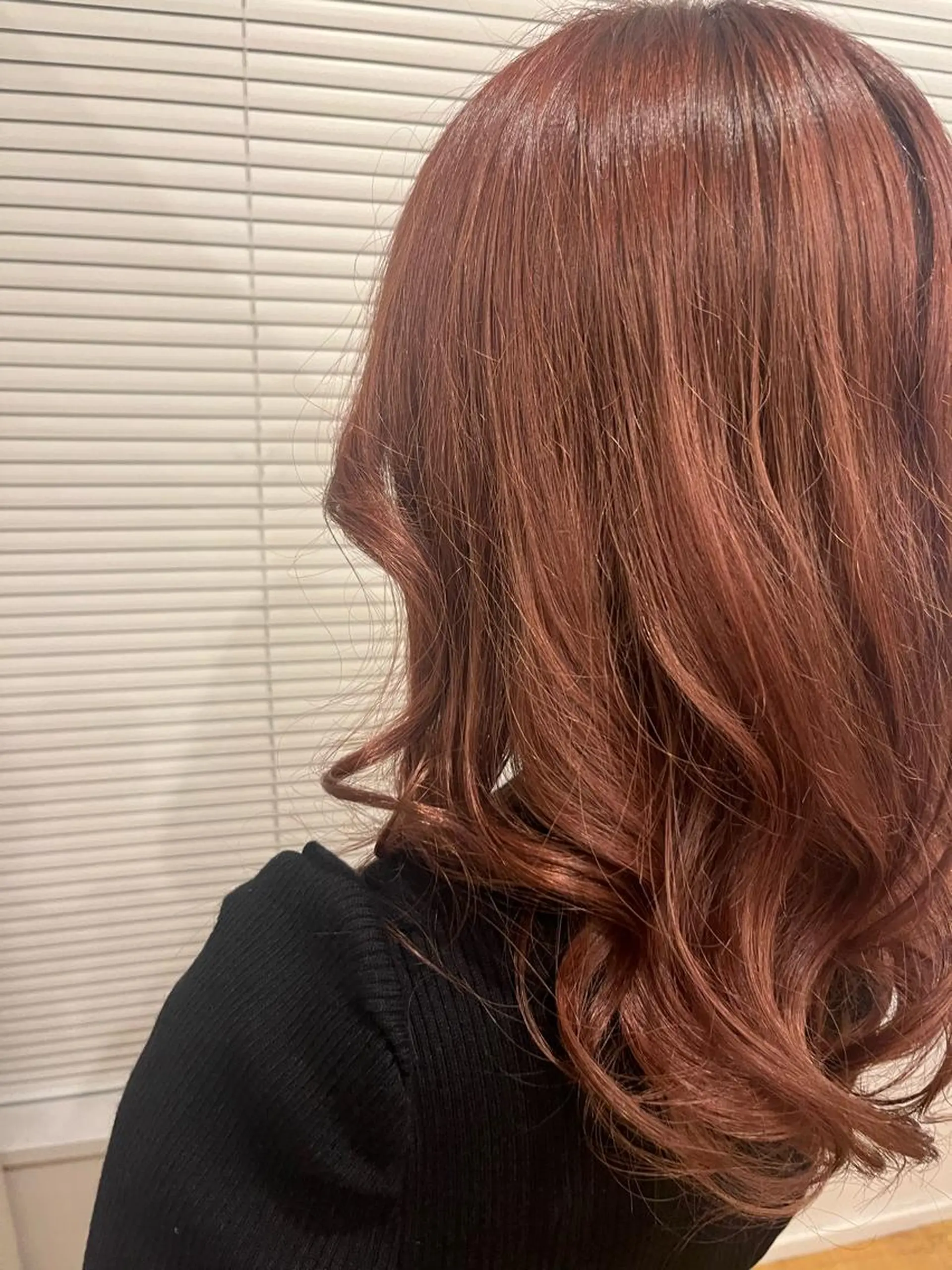 カラー 藤原 智恵のヘアスタイル