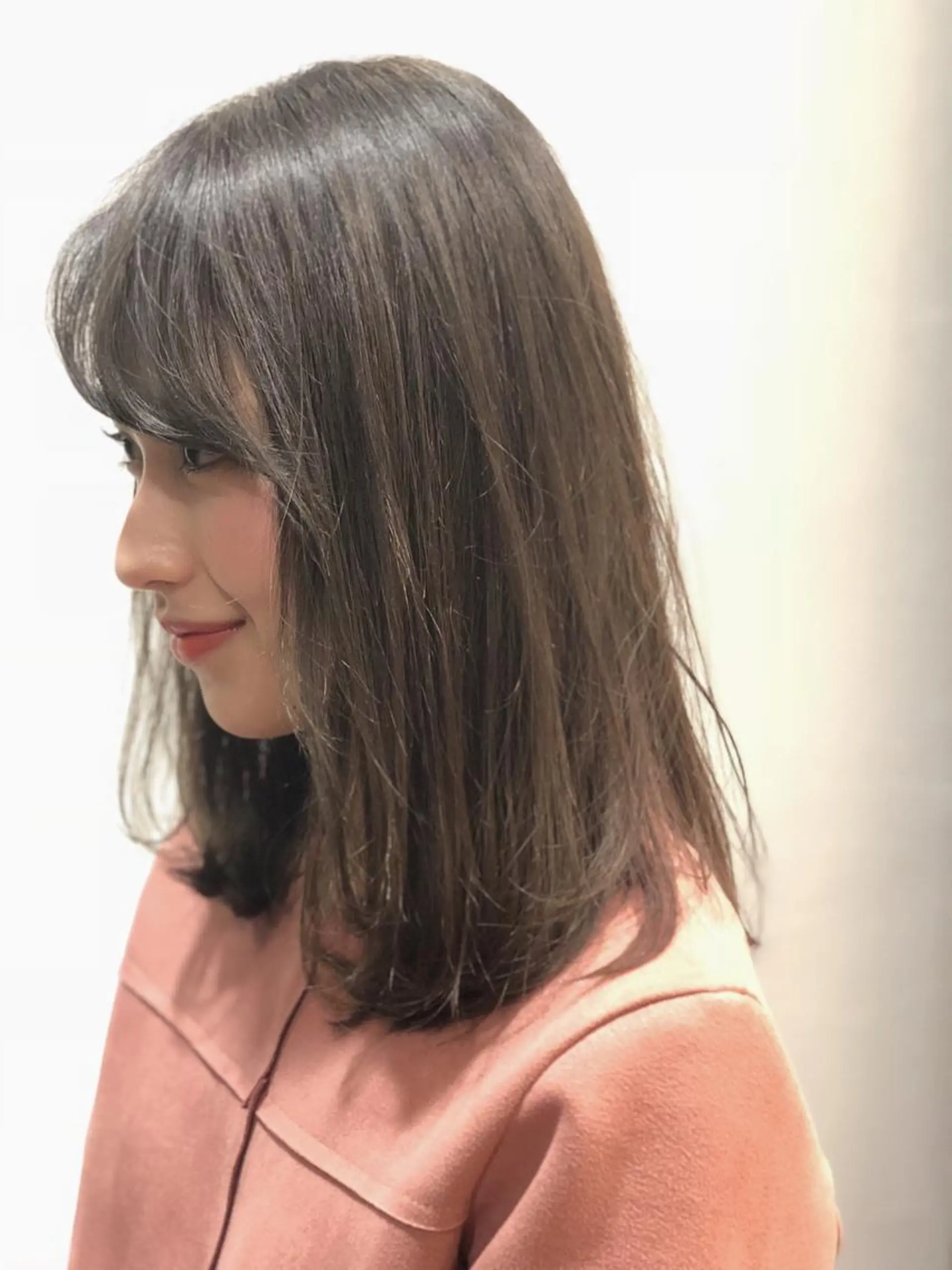 ミディアム カラー ベージュカラー カット特化柏駅 徒歩3分LOUのヘアスタイル