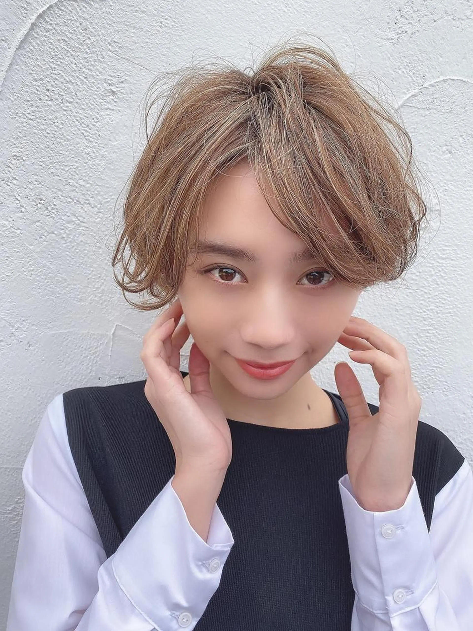 ショート カラー ヘアアレンジ ショートヘア ❣️韓国レイヤー ❣️渡部晃輝のヘアスタイル