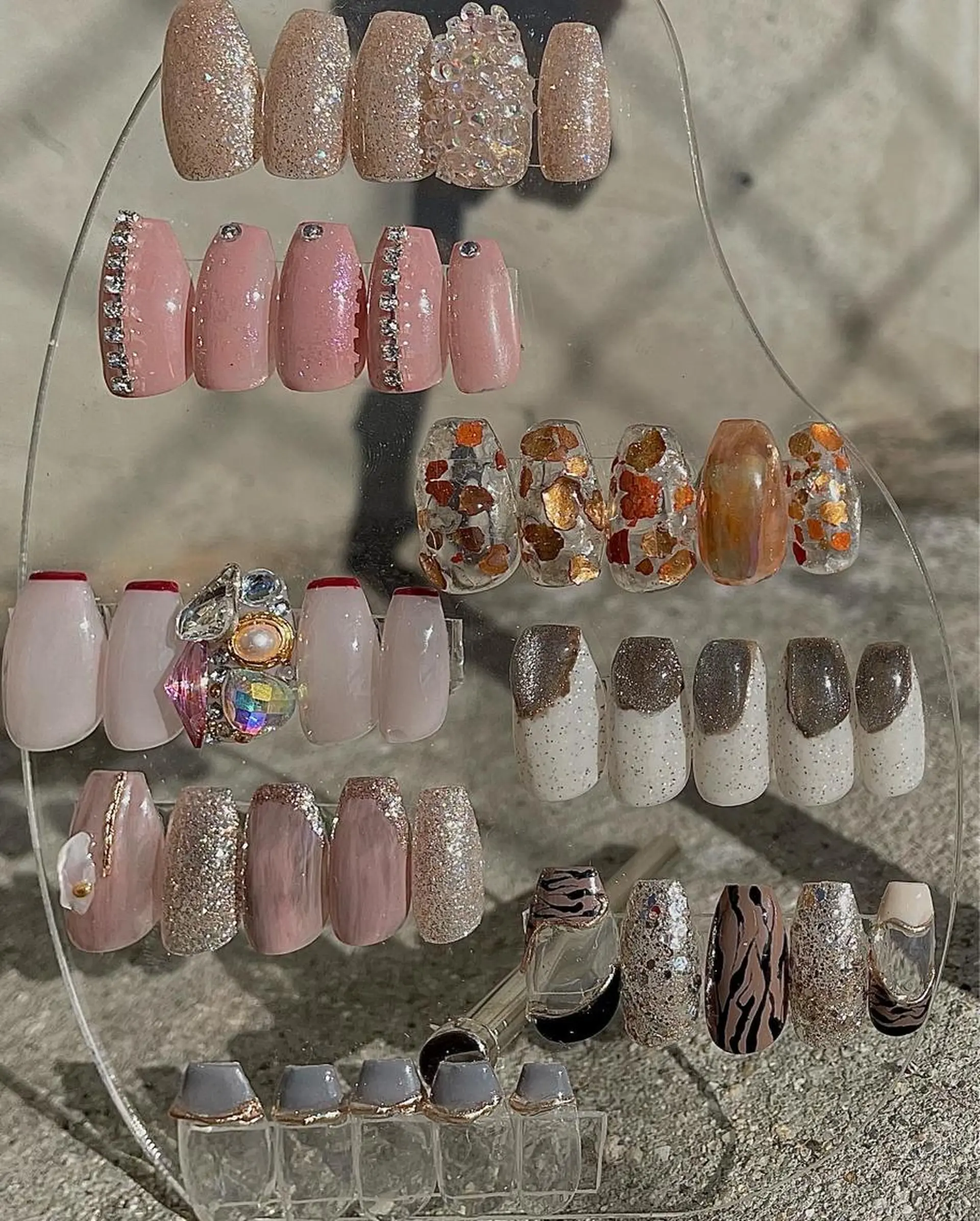 ネイル アートネイル ブラウン マットネイル ミラーネイル ニュアンスネイル ~Liebe~ harukaのネイルデザイン