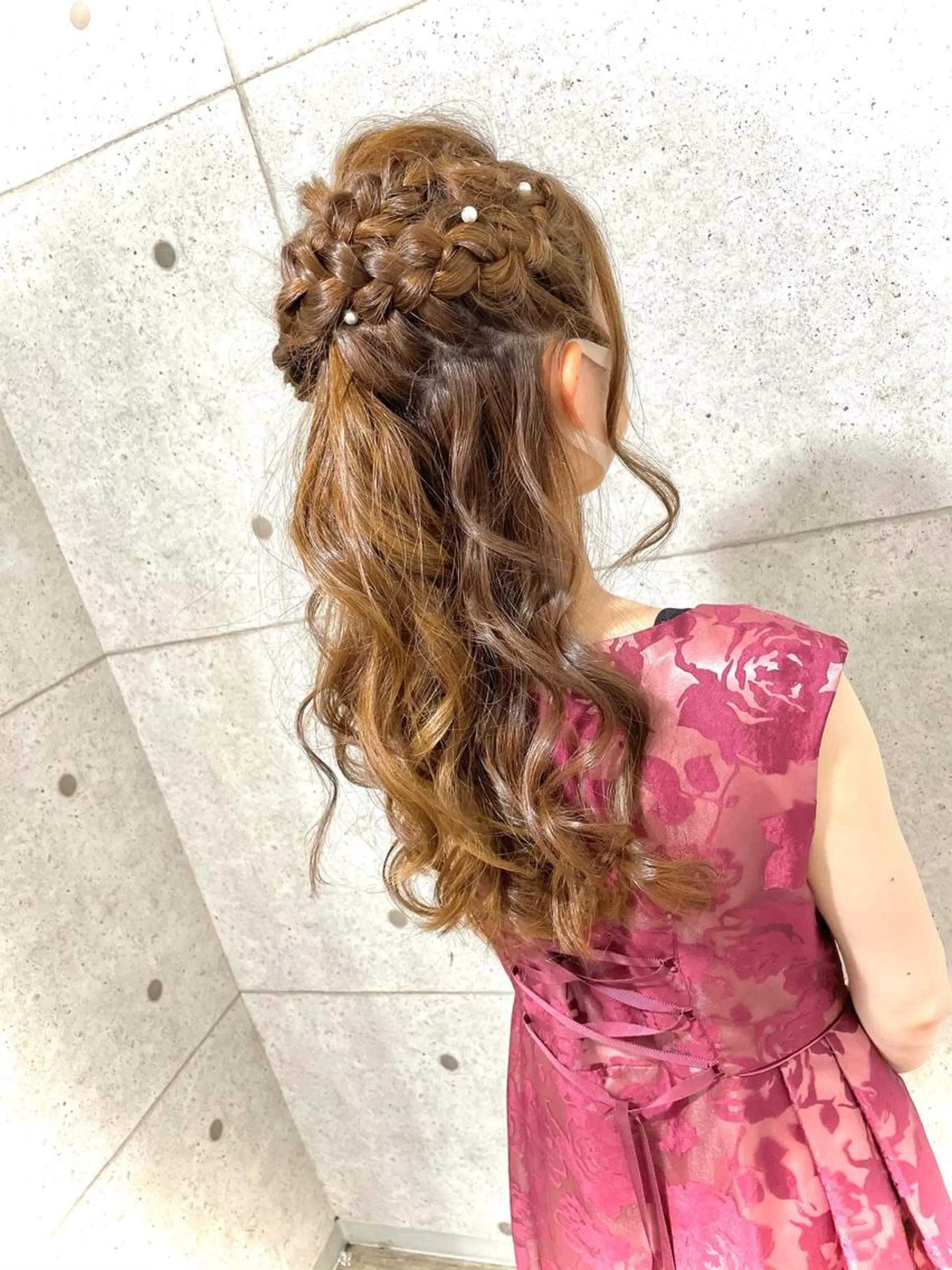 ヘアアレンジ 結婚式・ブライダル ヘアセット 韓国風/小顔レイヤー /艶カラーのヘアスタイル