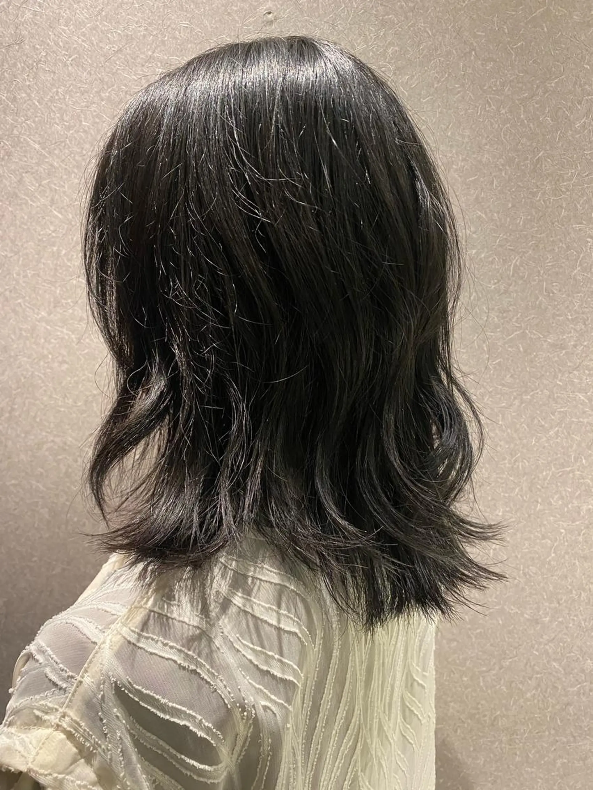 ミディアム レイヤーカット フルカワ ノゾミのヘアスタイル