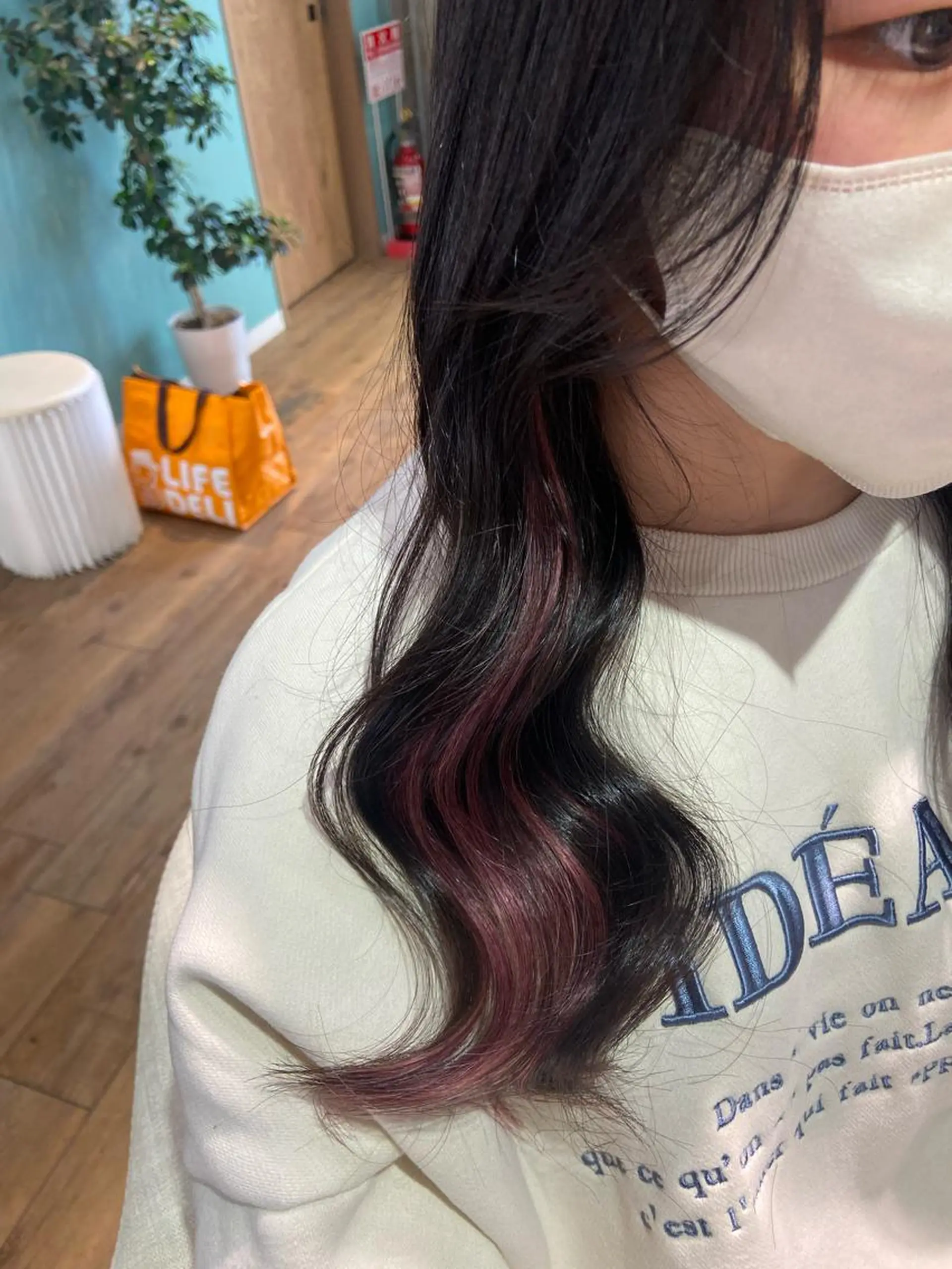 ロング カラー プルエクステ イヤリングカラー エクステ エクステ 🧸プルエクステ❤︎ ネイルKAO🧸のヘアスタイル