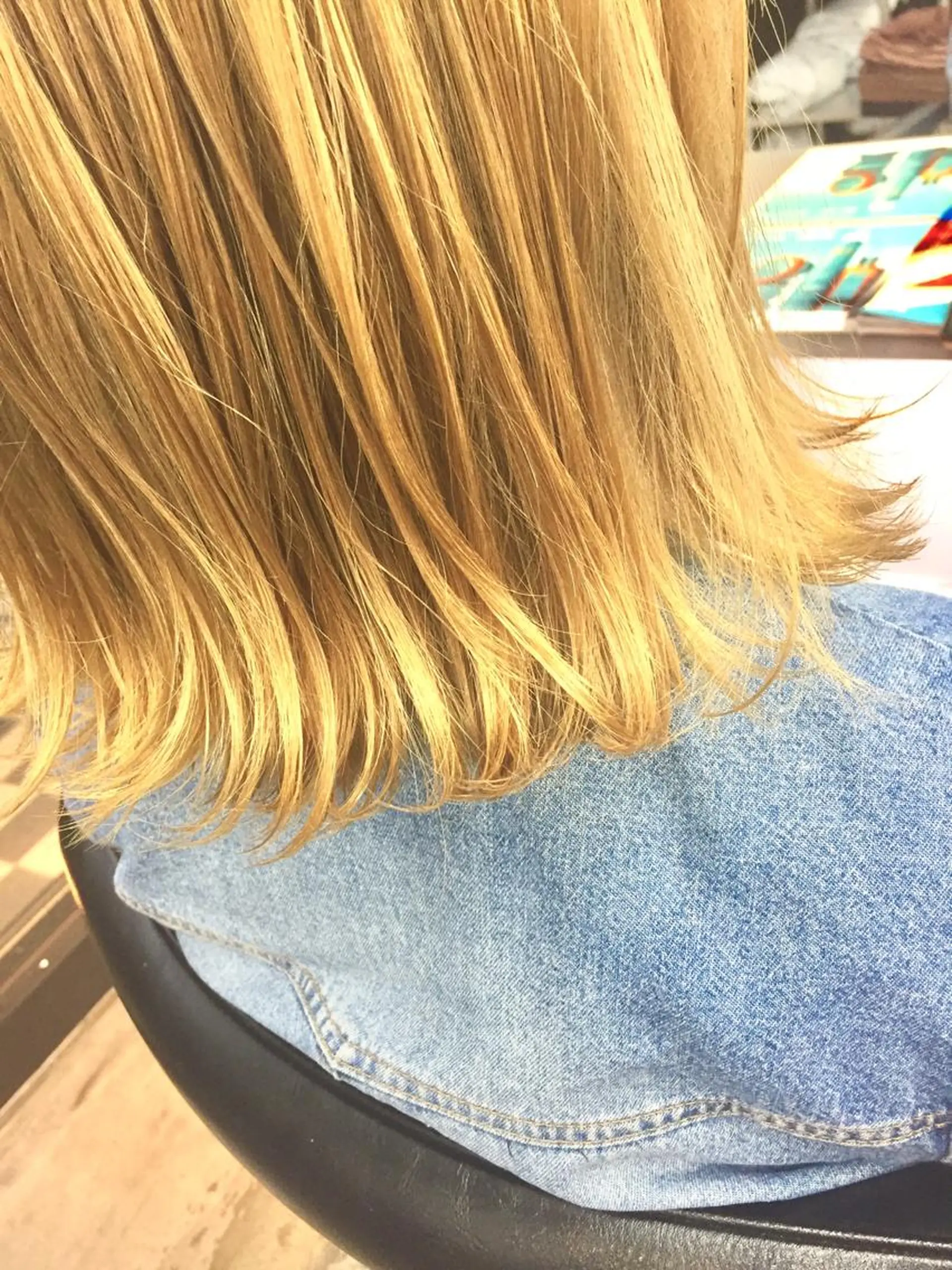 ミディアム カラー ブリーチ ニシオカ タクヤのヘアスタイル