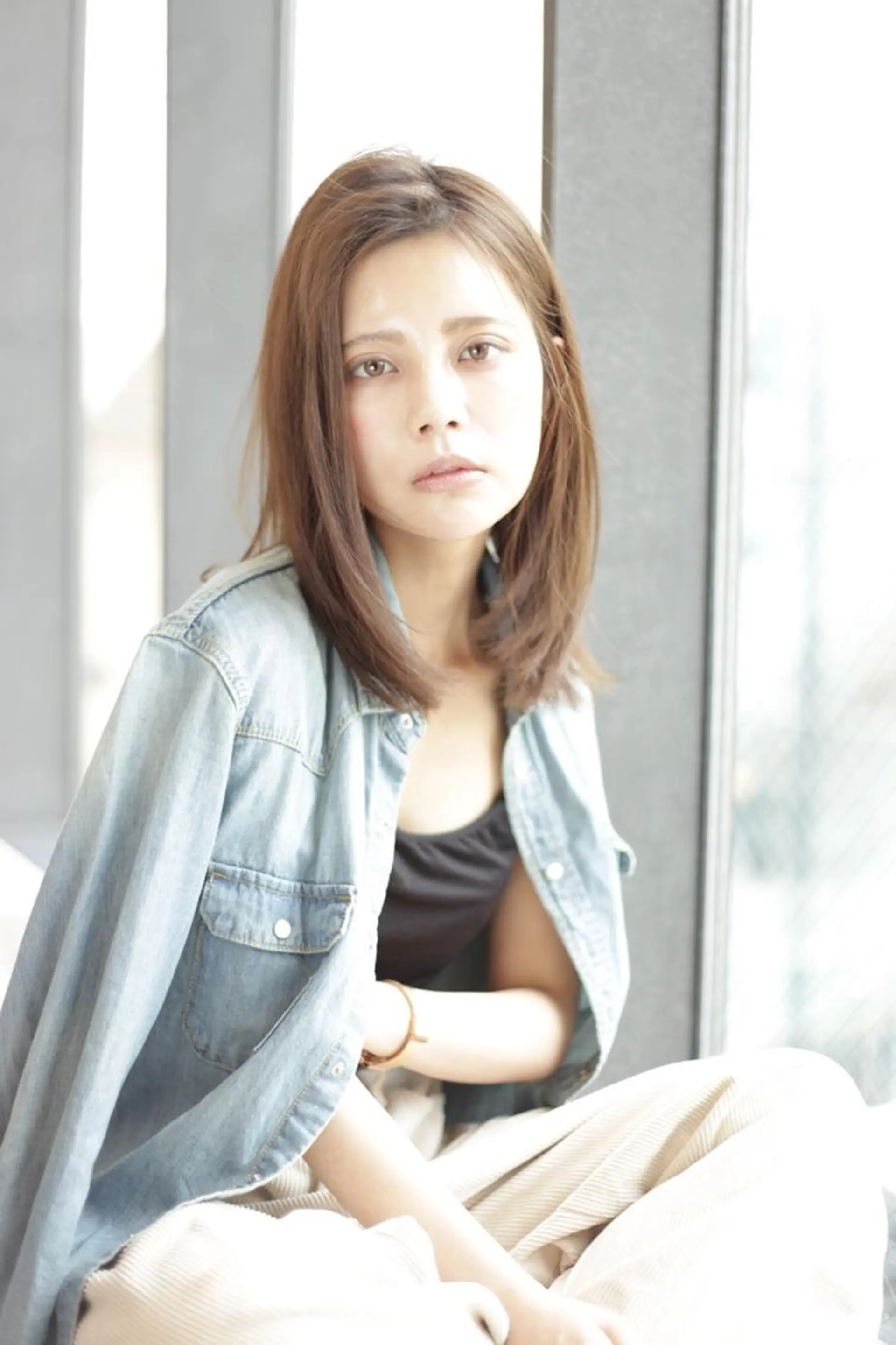 ミディアム 宮内 真乃のヘアスタイル