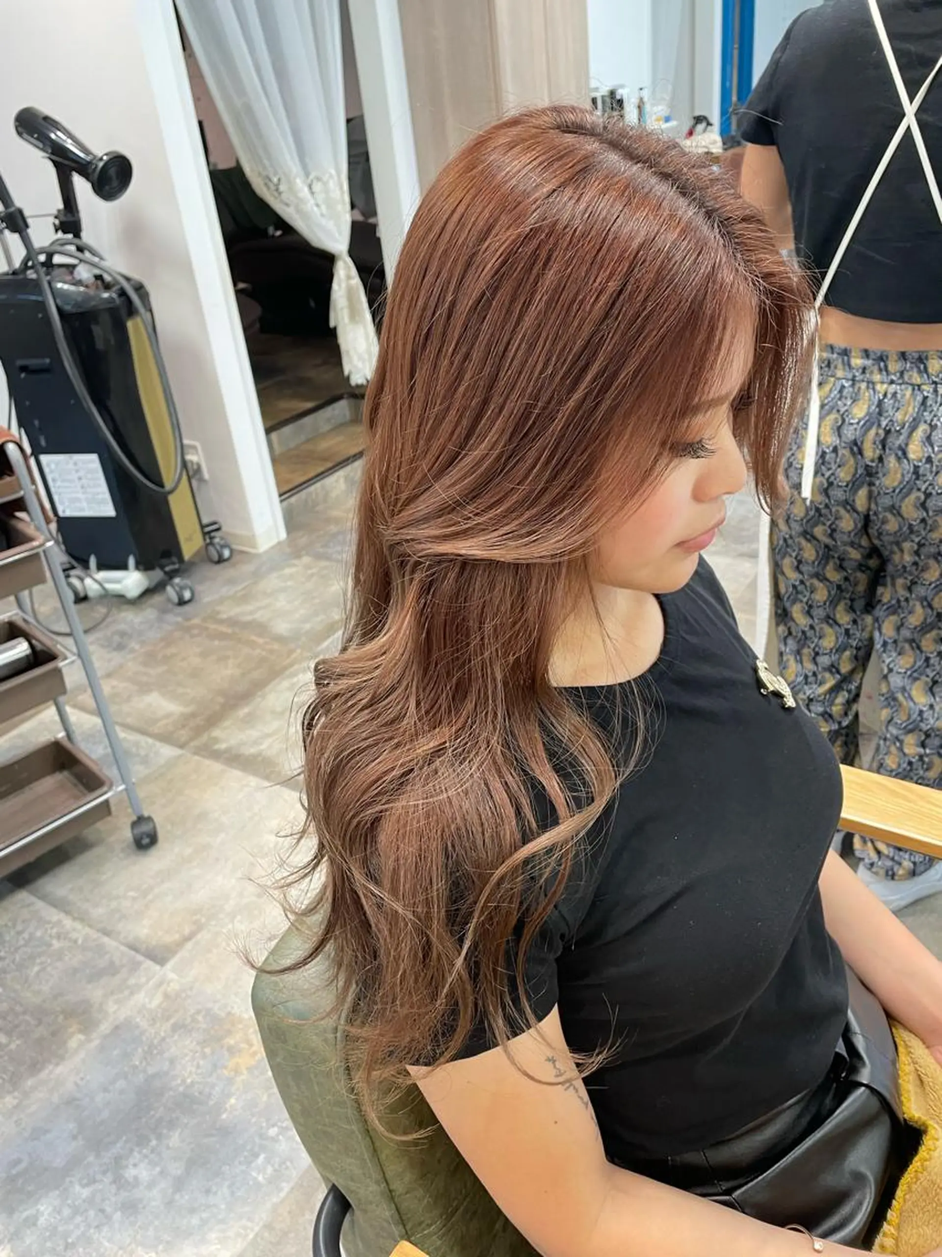 ロング カラー ~tie.hair salon所属・Ryoka🌼倉敷/ ハイトーン/レイヤーのヘアスタイル