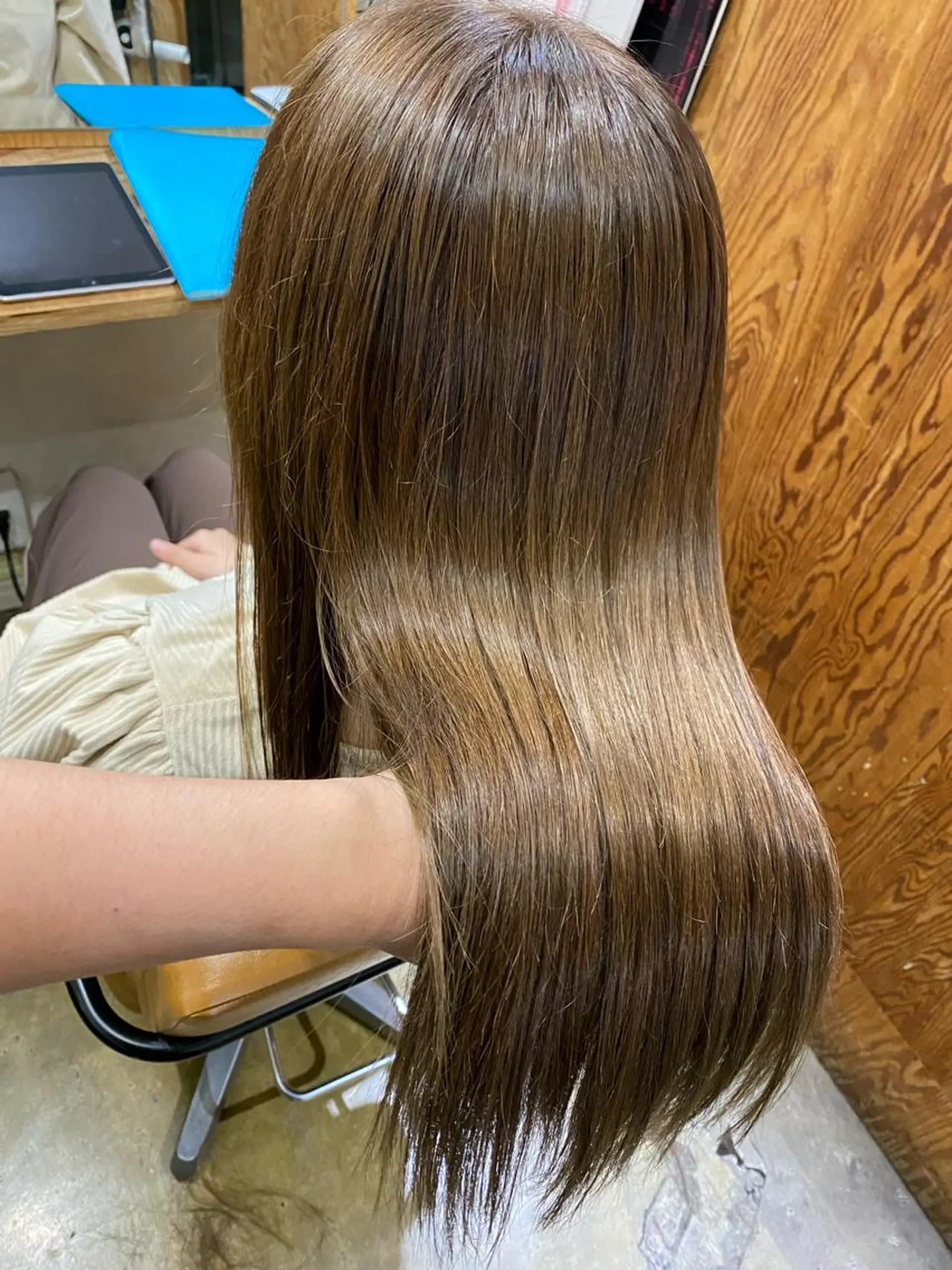 セミロング カラー CABANON所属・和歌山髪質改善 那須優太のヘアスタイル