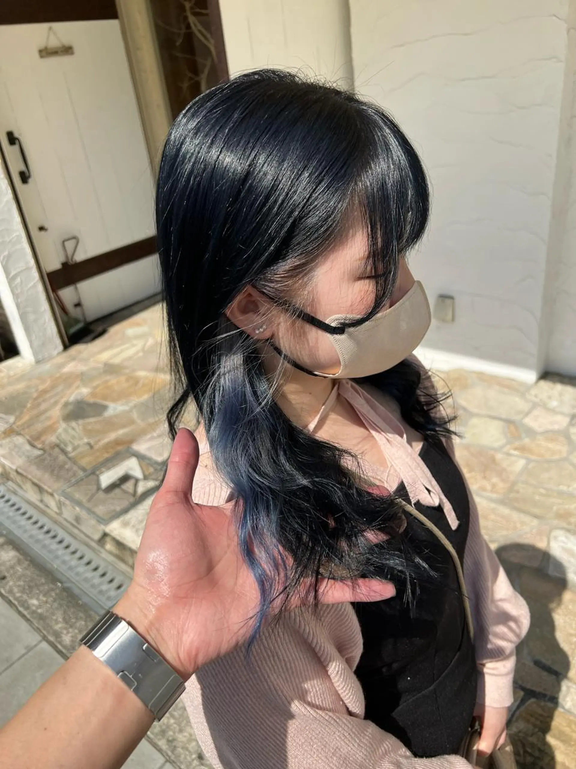 カラー ブルーカラー LOVERICHE所属・ハイトーン/デザイン /パーマ/本田誠人のヘアスタイル