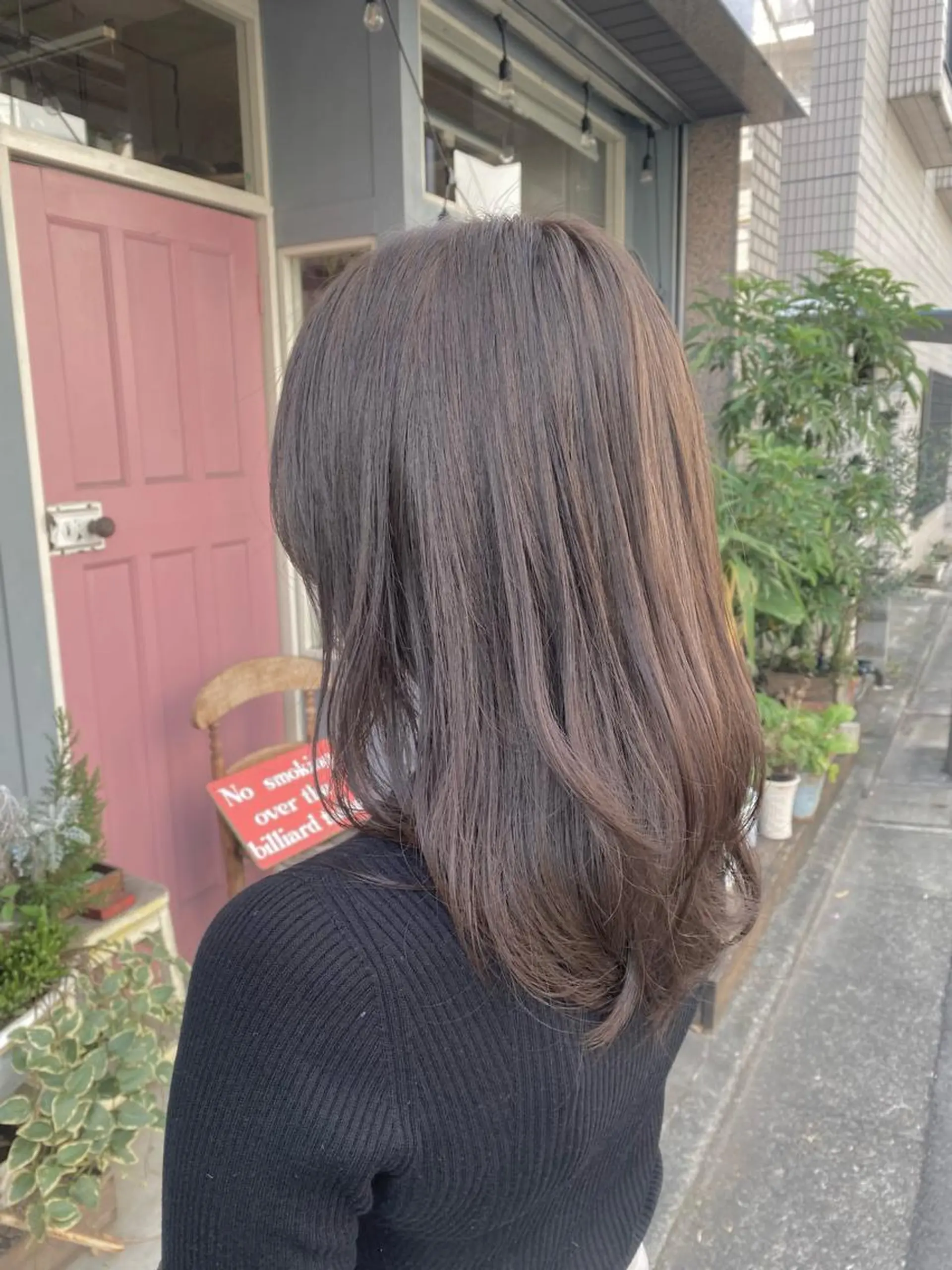 ミディアム カラー ブリーチ 透明感カラー ブリーチなしカラー ヤスザトアヤノ ／レイヤー／オリーブのヘアスタイル