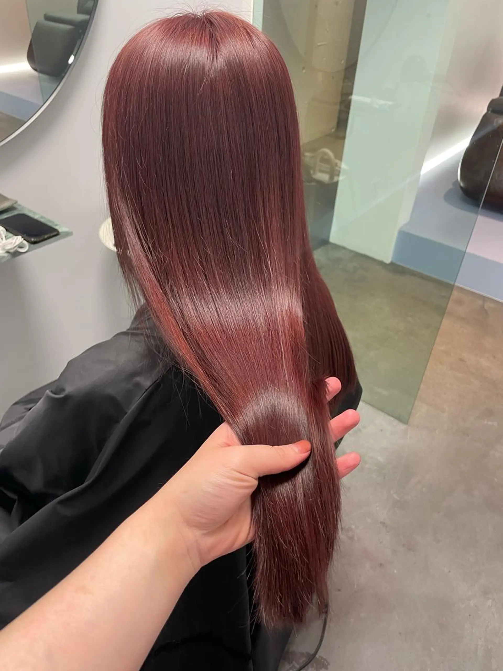 カラー 若月 あやかのヘアスタイル