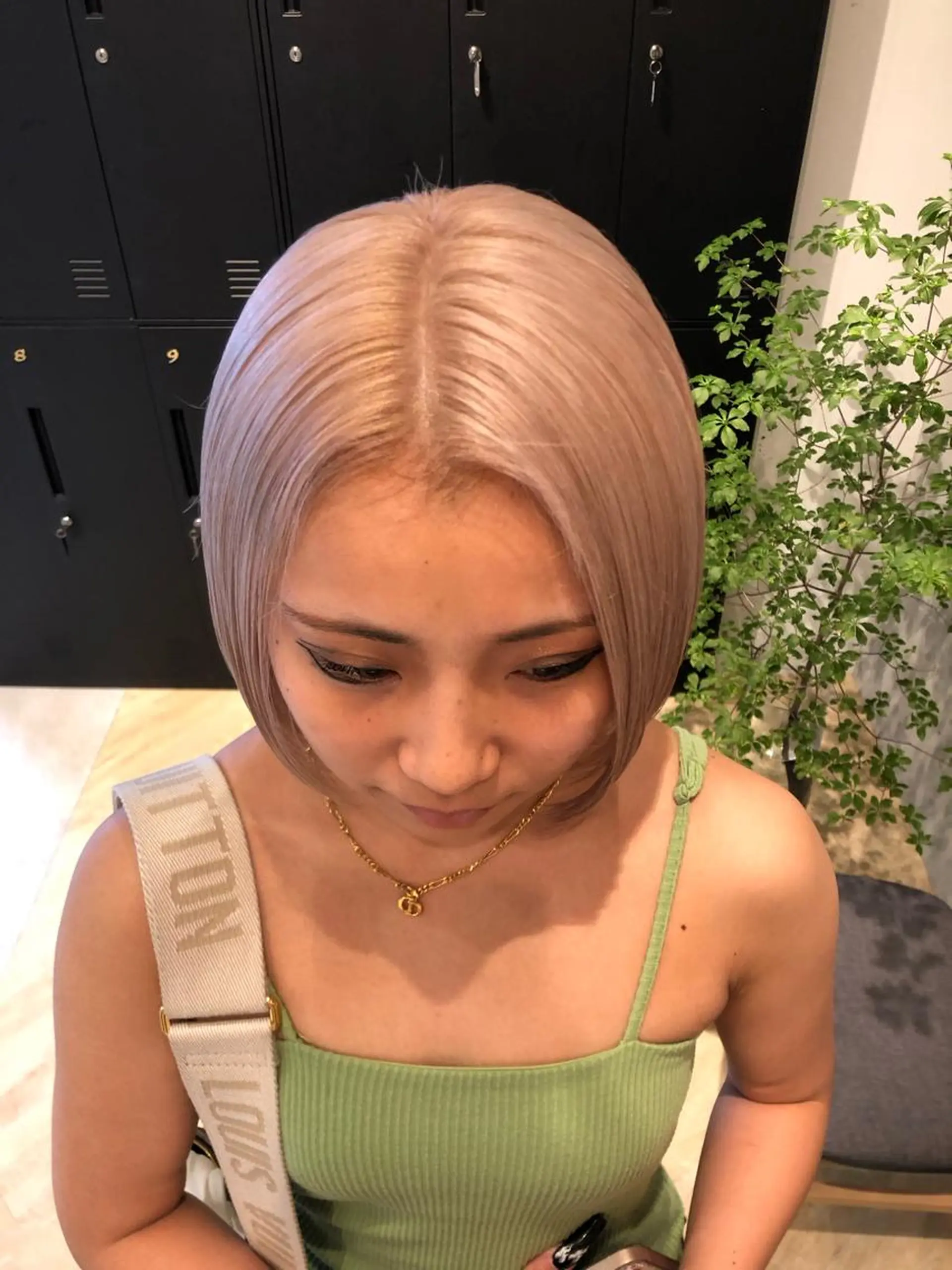 ショート ヘアカラー トレンドメンズヘア/ 似合わせヘア/ショウのヘアスタイル