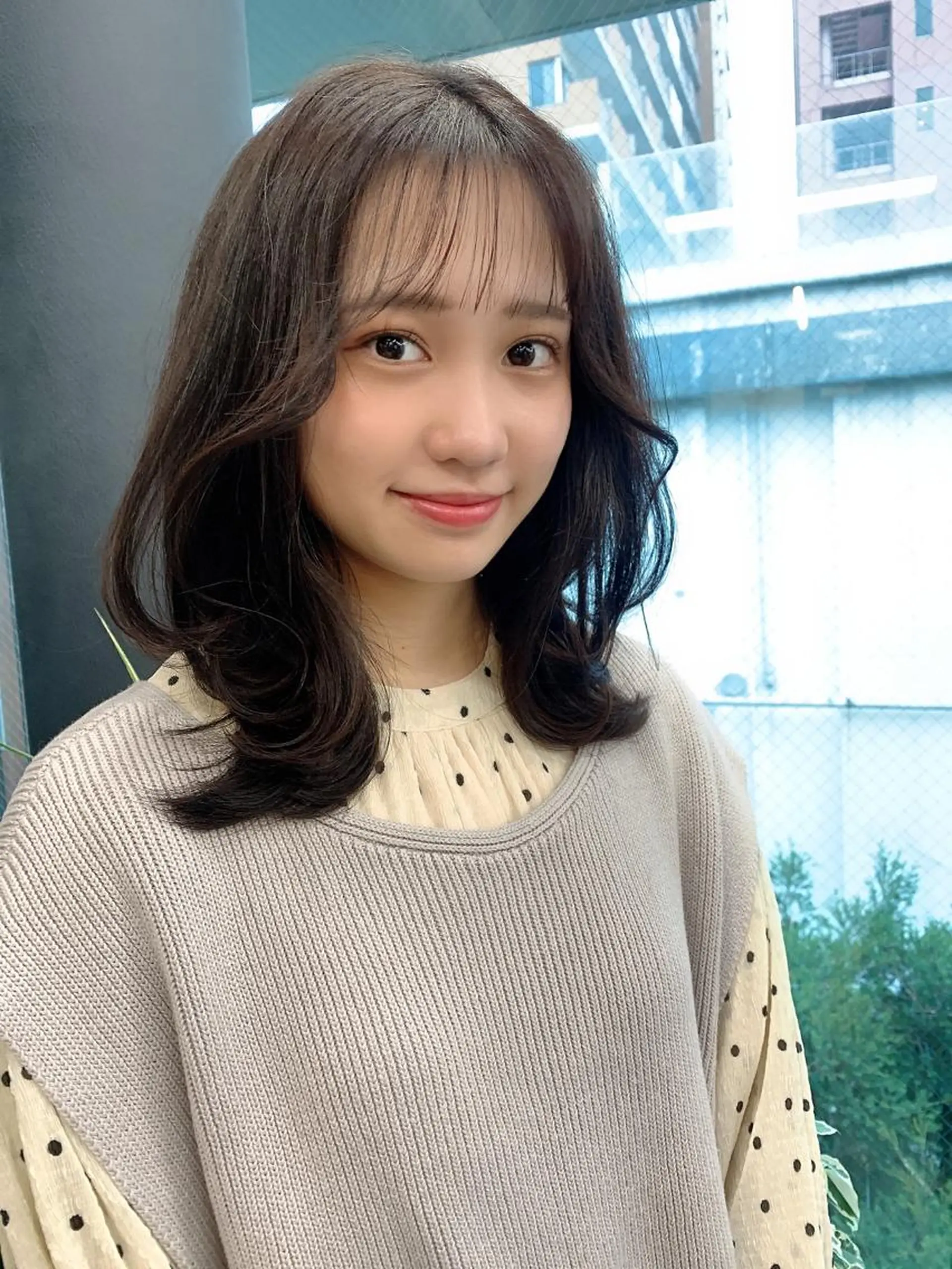 ミディアム カラー 透明感/オリーブ/ グレージュ/YUKAのヘアスタイル