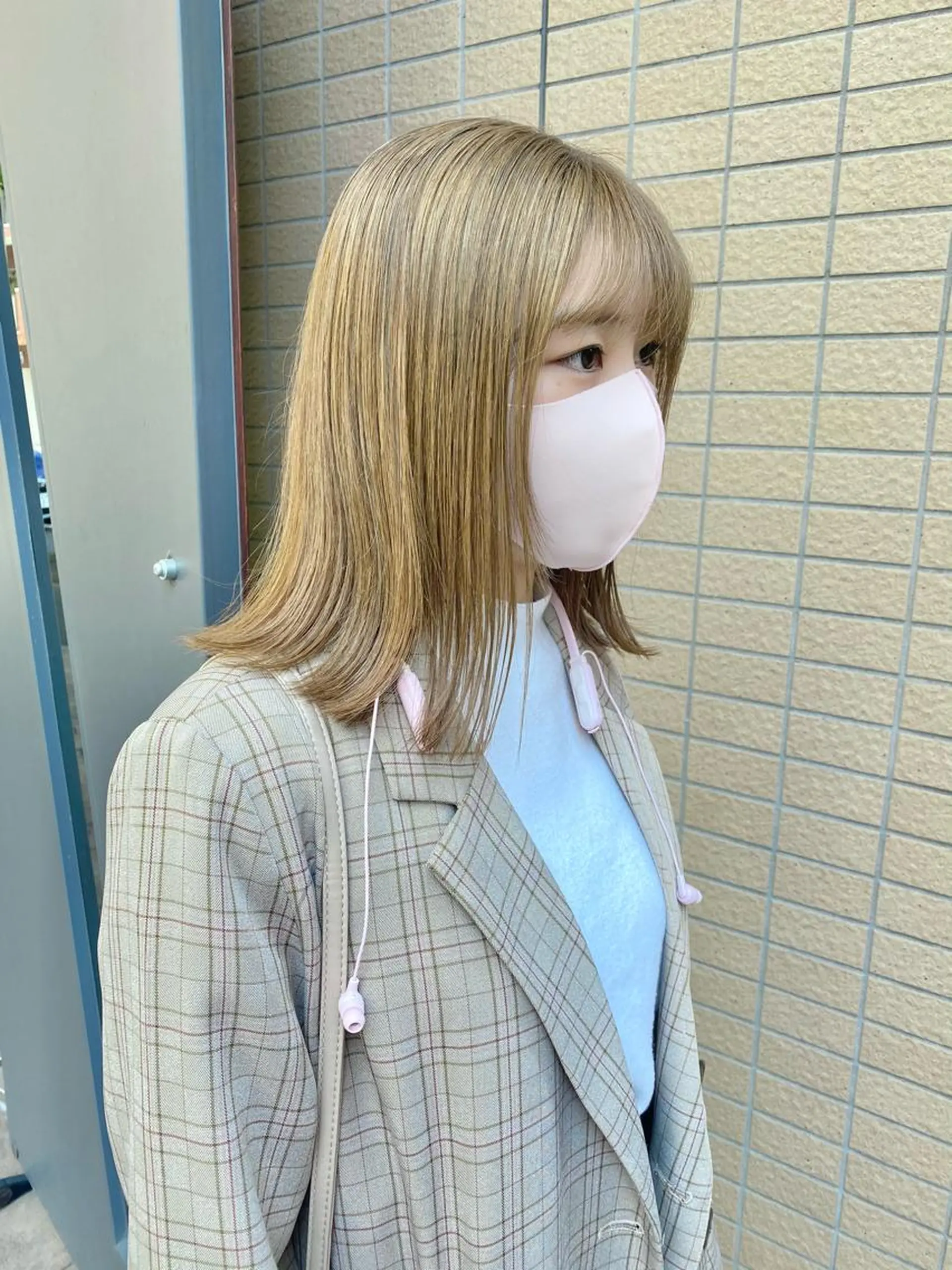 ミディアム カラー コマツリサ ROCCO eastのヘアスタイル