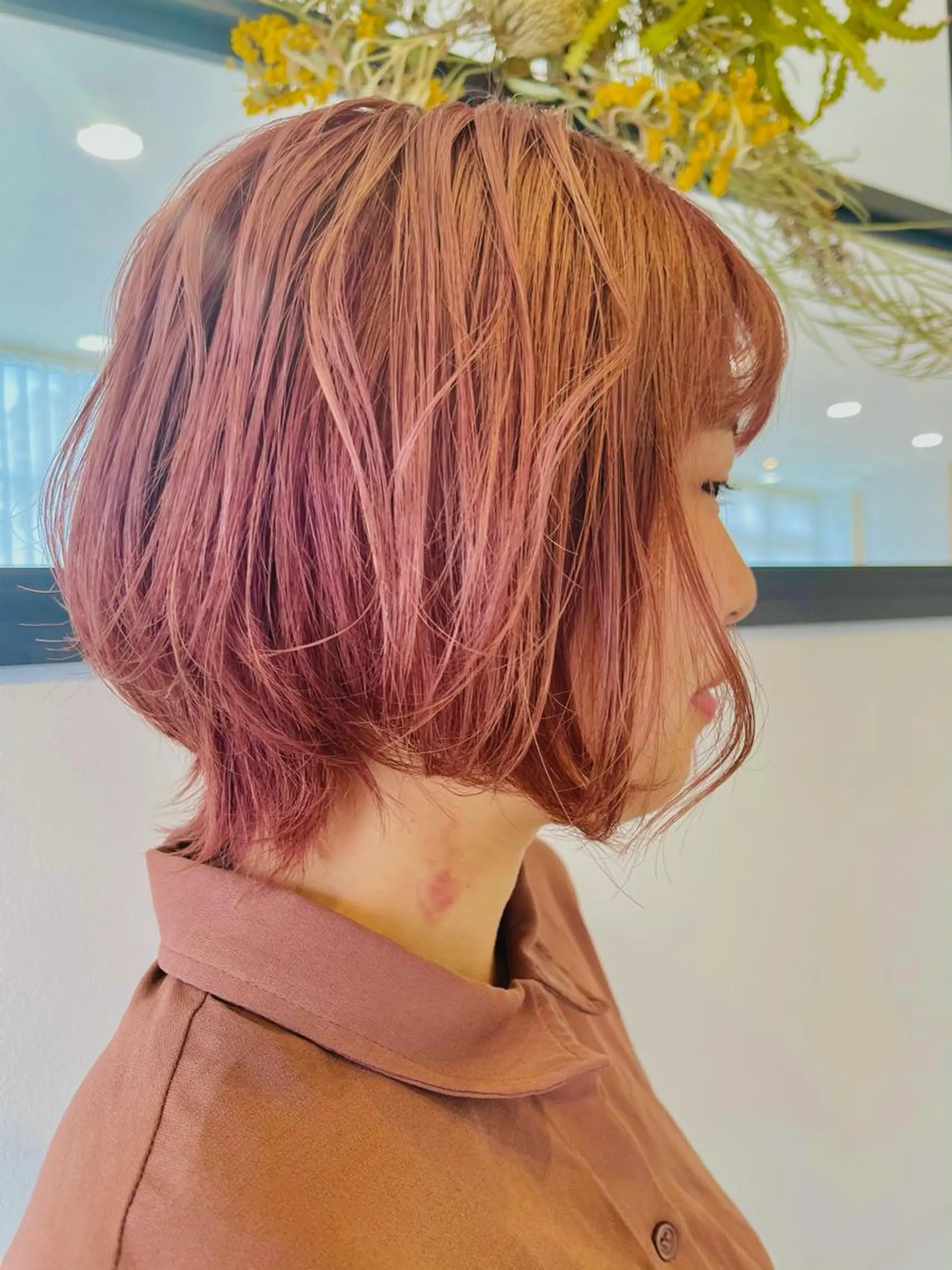 ショート 由比藤理子 ブリーチカラー🌈のヘアスタイル