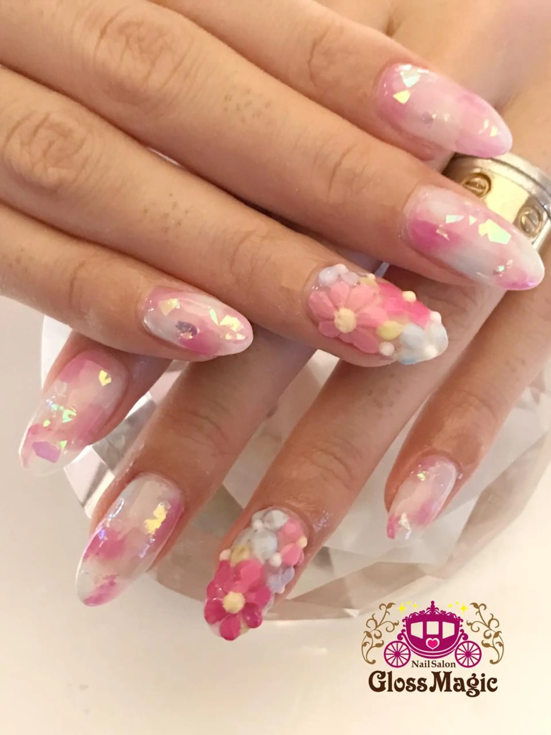 ネイル フラワーネイル YUN 💅のネイルデザイン