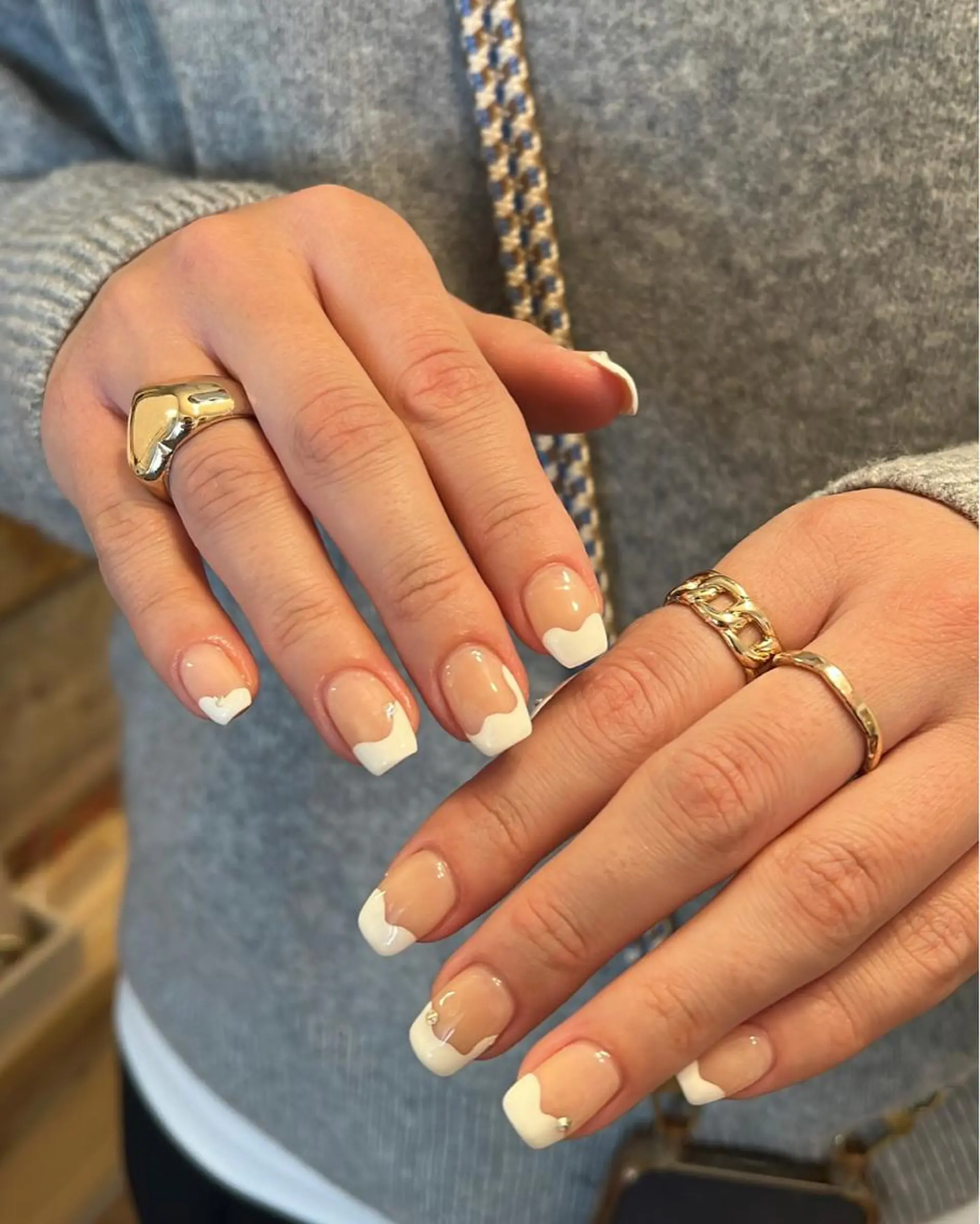 ネイル ハンドネイル フットネイル ハンドケア Nes.Nail所属・Miyagi Asamiのネイルデザイン