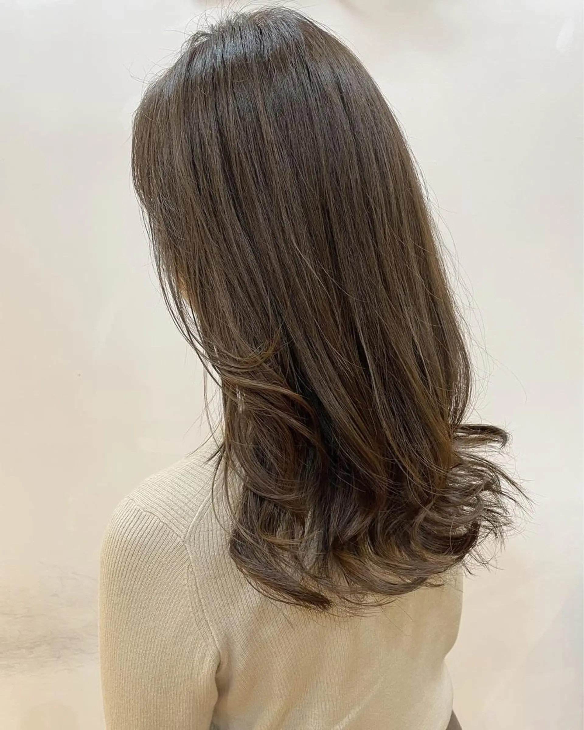 ロング カラー カット ヘアカラー トリートメント あずまぐち めぐみのヘアスタイル