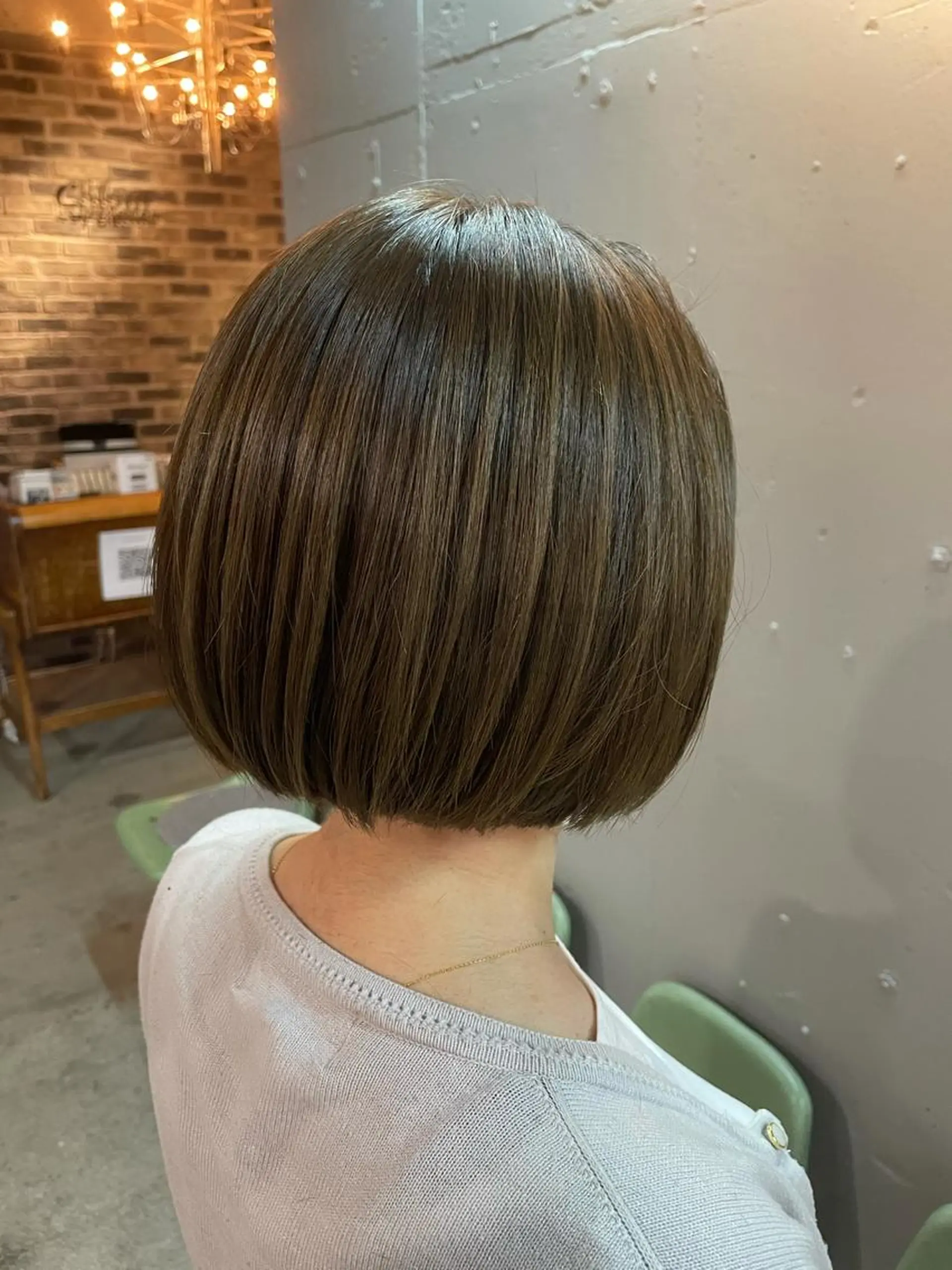 ショート カラー オリーブカラー ボブ カット ヘアカラー トリートメント 🍀アレンジ簡単ヘア ☘️石田万里奈🍀のヘアスタイル