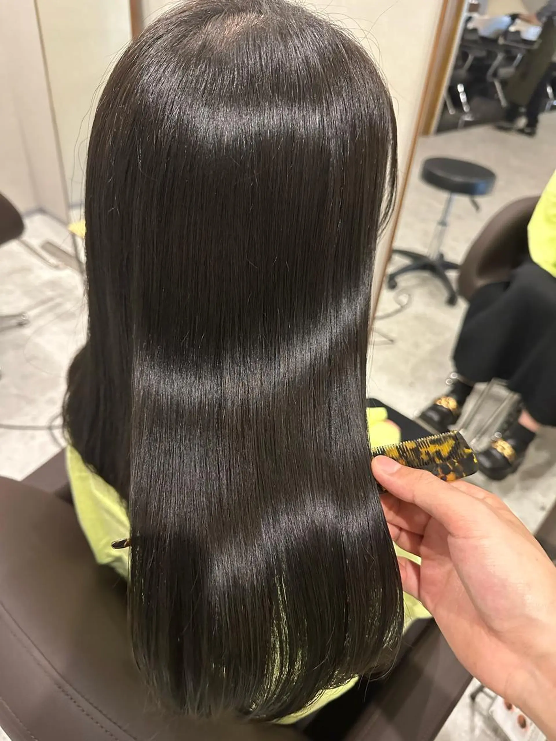 ロング カラー 黒髪 ブルーカラー ブルーブラック 髪質改善 カット ヘアカラー トリートメント Forest. -髪質改善-のヘアスタイル