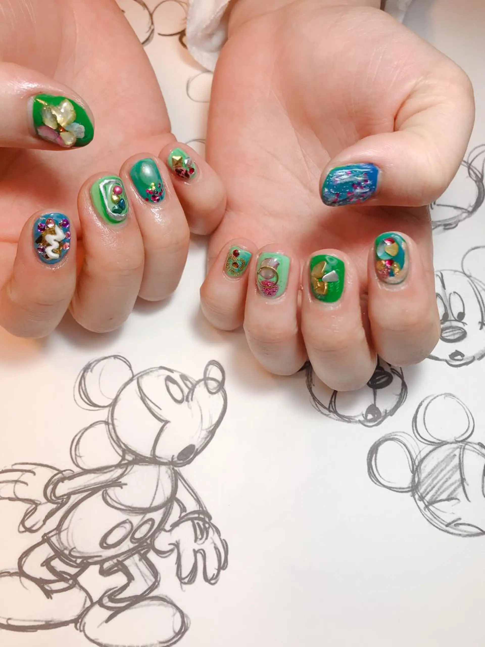 ネイル owlnail /持込みデザイン専門のネイルデザイン