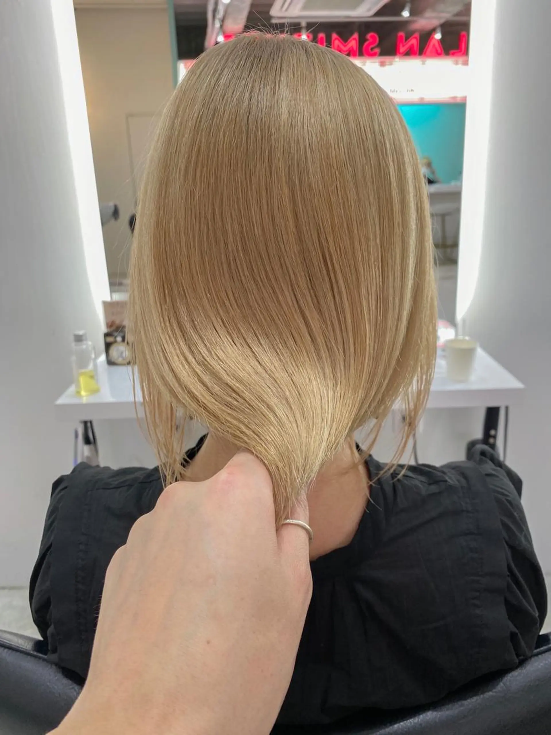 ミディアム カット ヘアカラー トリートメント 海外デザイン🇺🇸 石渡諒太のヘアスタイル