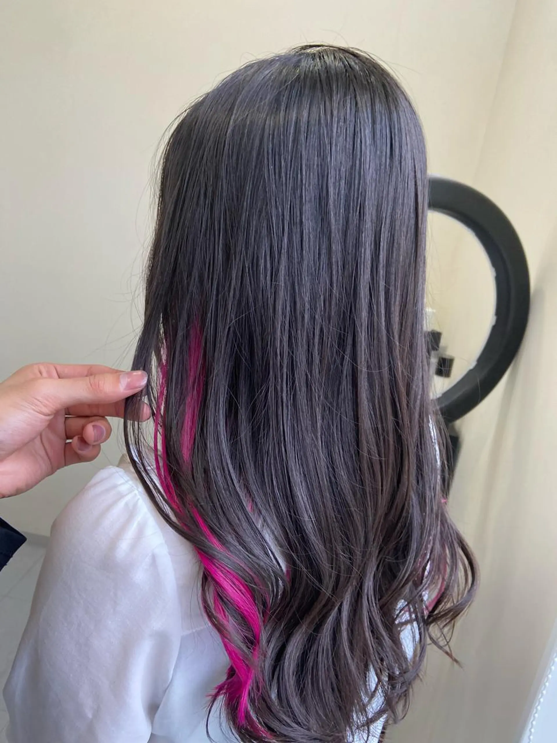 セミロング カラー シールエクステ ブリーチ インナーカラー エクステ 杉木 勝太のヘアスタイル