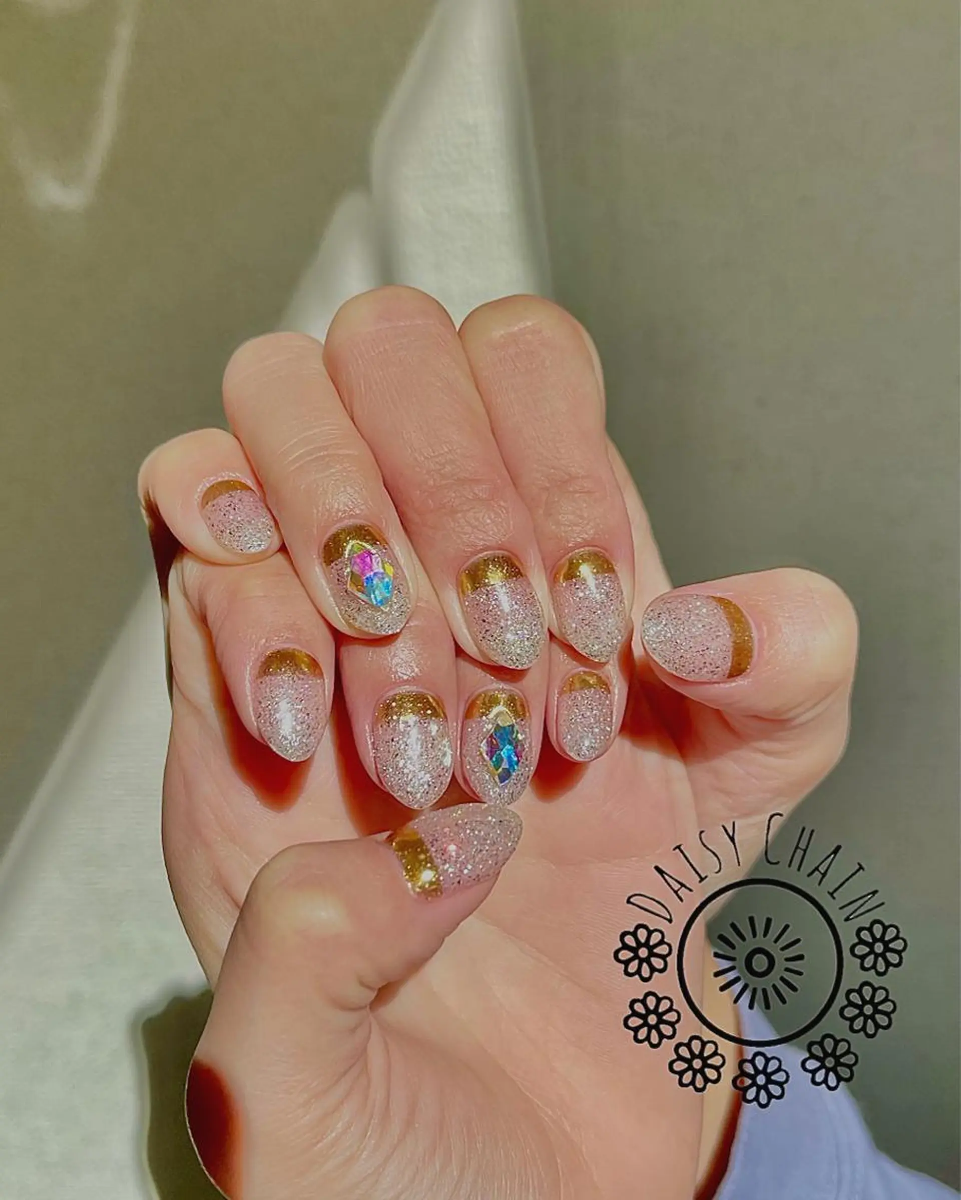 ネイル フラッシュネイル キラキラネイル 韓国ネイル Daisy  Chain所属・DaisyChain 新百合ヶ丘MIKIのネイルデザイン