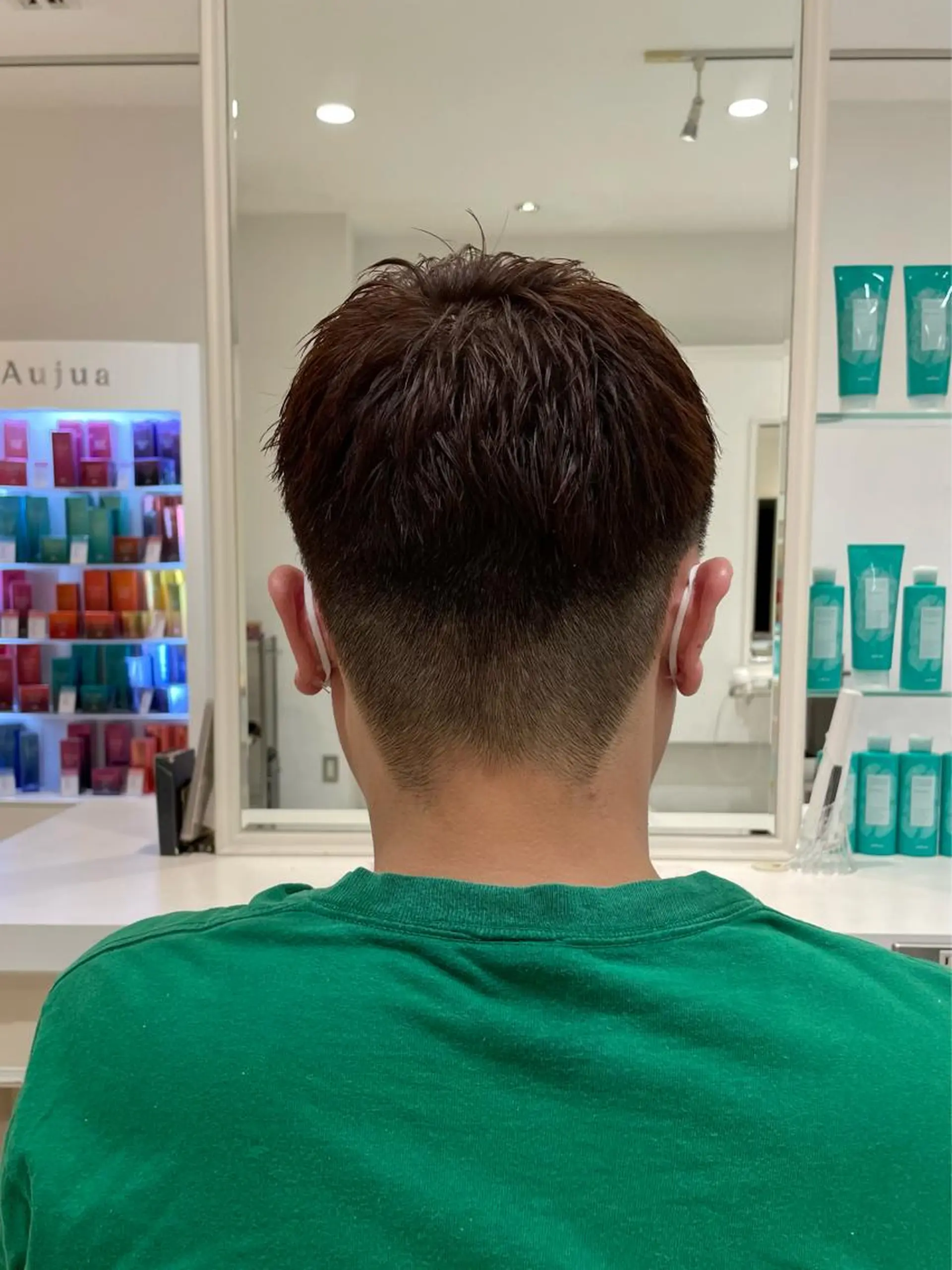 ショート メンズ JERICHO HAIR所属・ユ カの眉毛・アイブロウイメージ