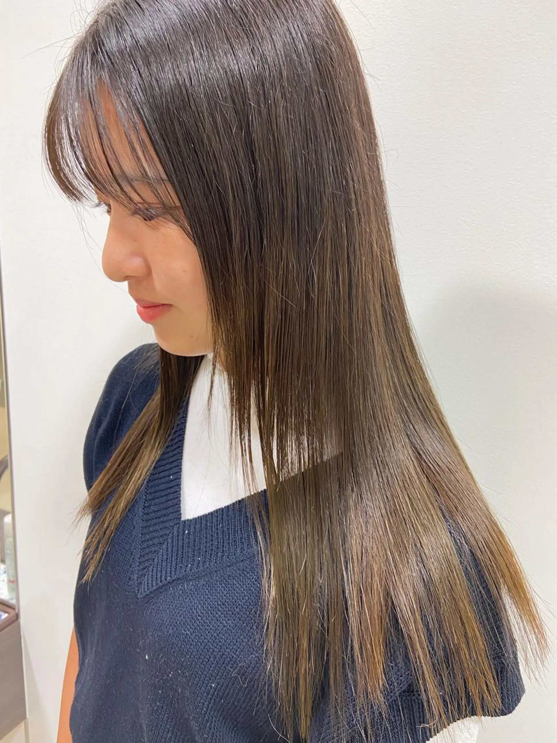 ロング カット 縮毛矯正 トリートメント 🪽似合わせカラー RENA.🪽🩶のヘアスタイル