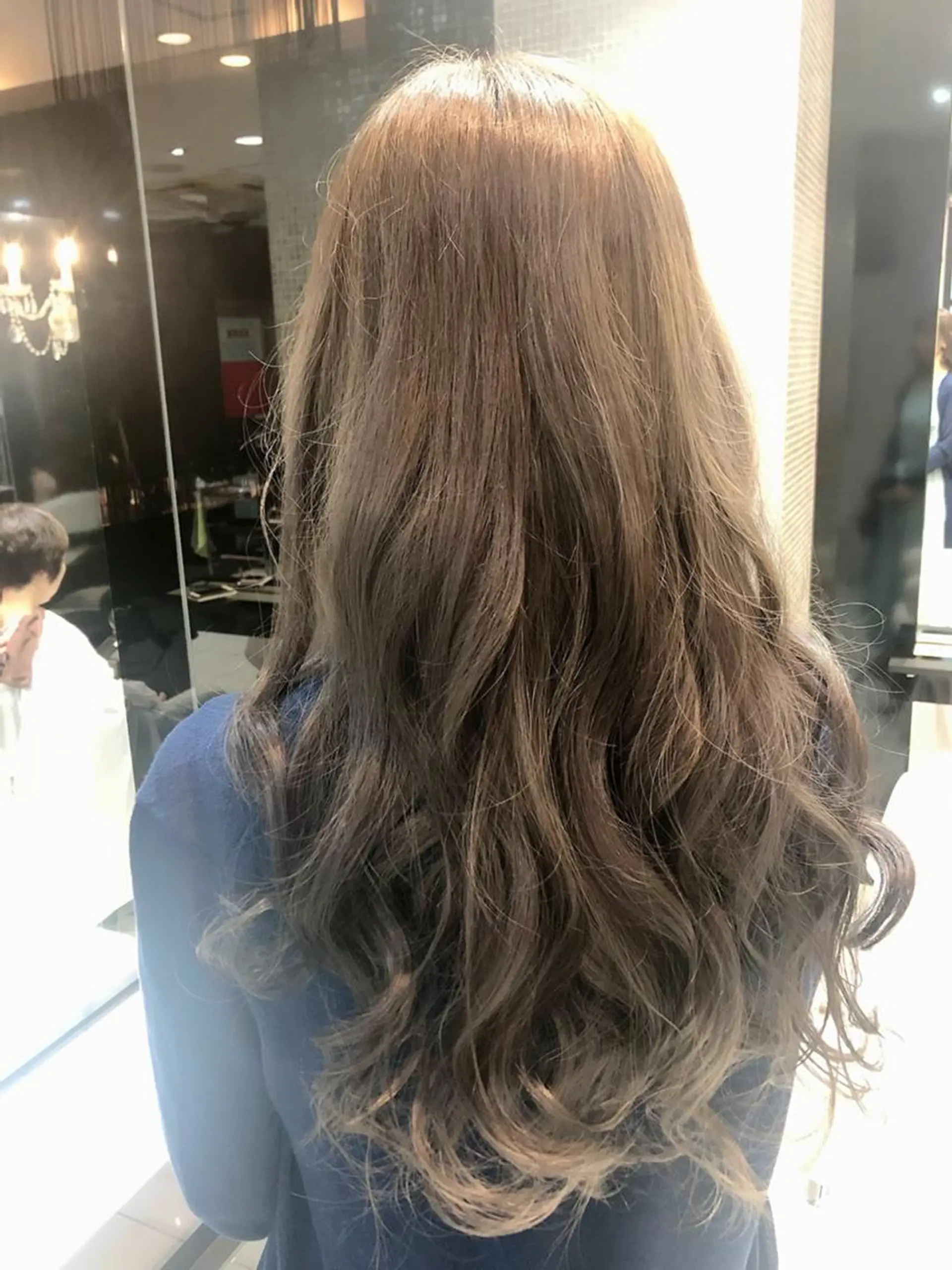 ロング キッズ メンズ ヘアアレンジ パーマ カラー ネイル マツエク・マツパ lore下北沢 Officialのヘアスタイル