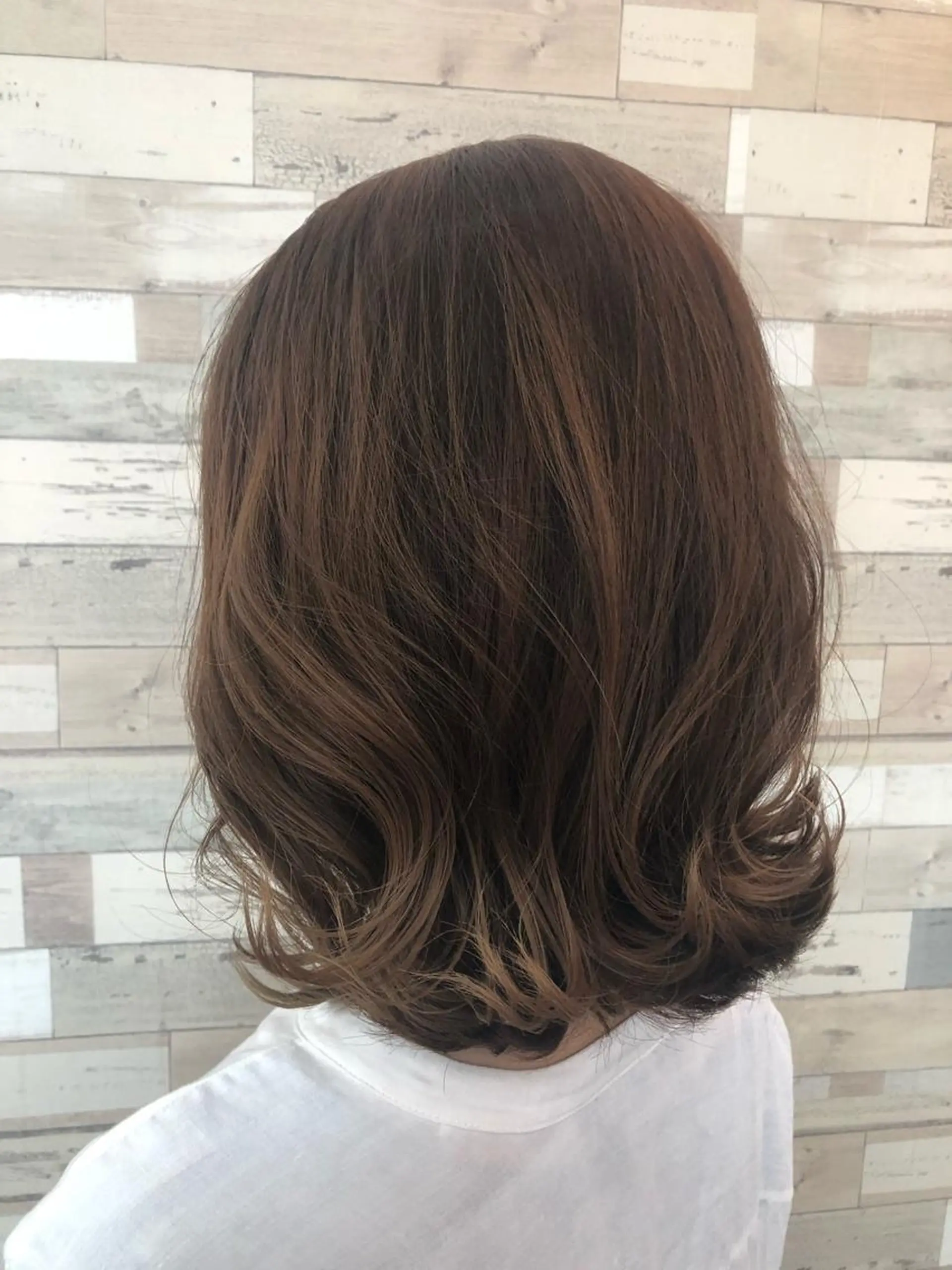 ミディアム カラー ✨艶髪満足度◎✨ 菅沼 麻衣子のヘアスタイル