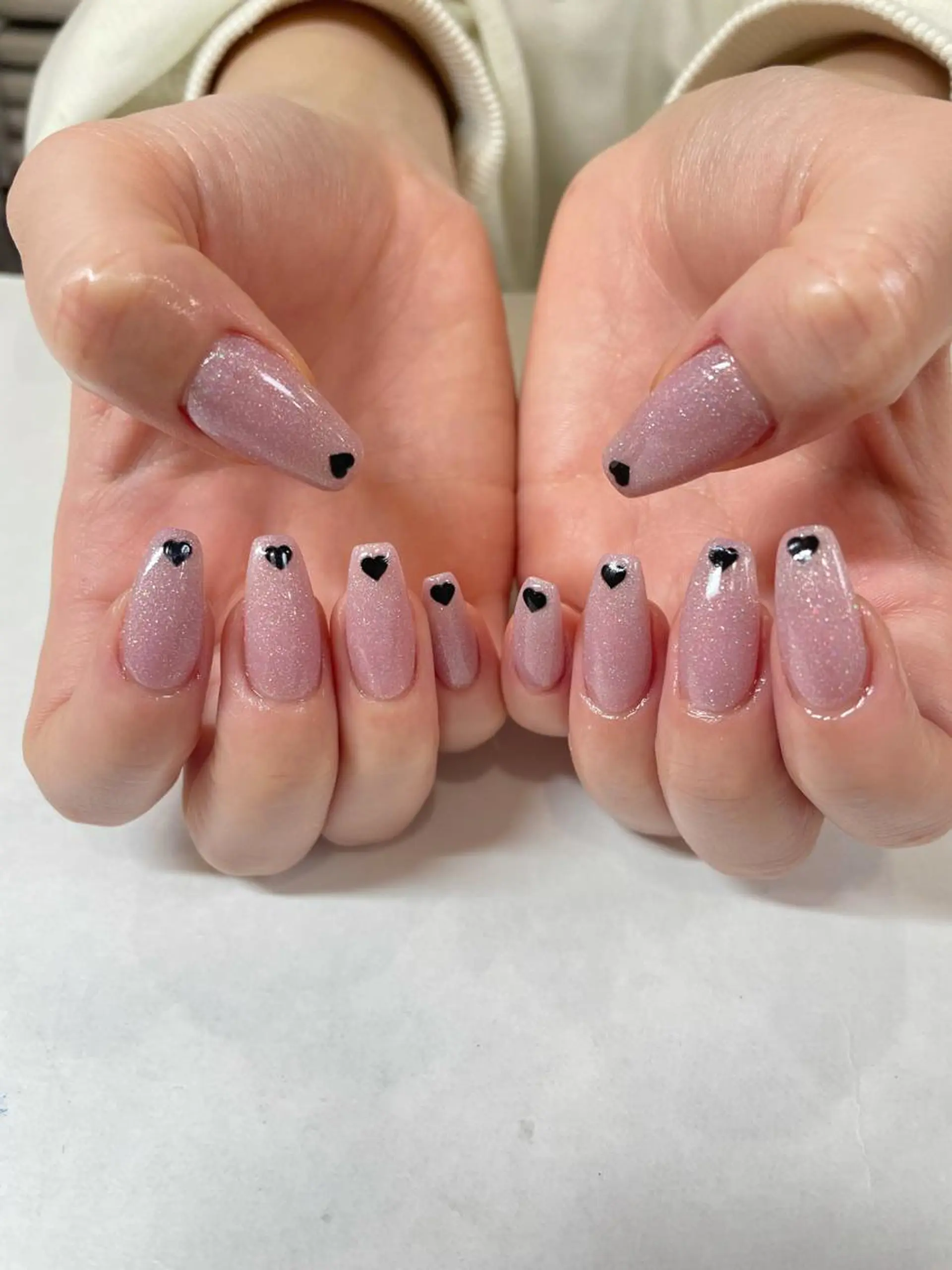 ネイル ハート ハンドネイル Minami 🍓のネイルデザイン