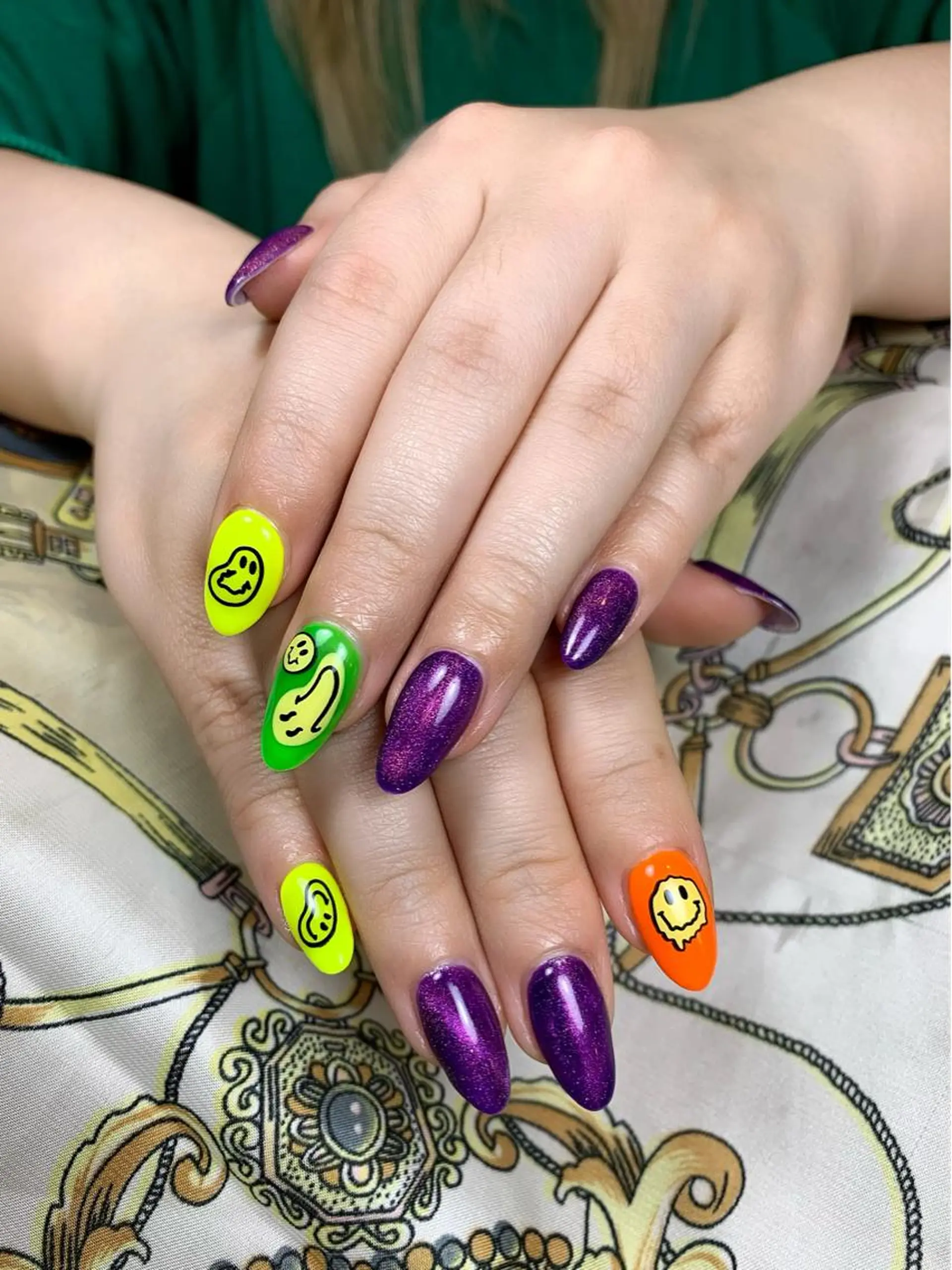 ネイル マグネットネイル 持ち込み ハンドネイル Nail Salon R.N アールドットエヌ所属・R.N アールドットエヌのネイルデザイン