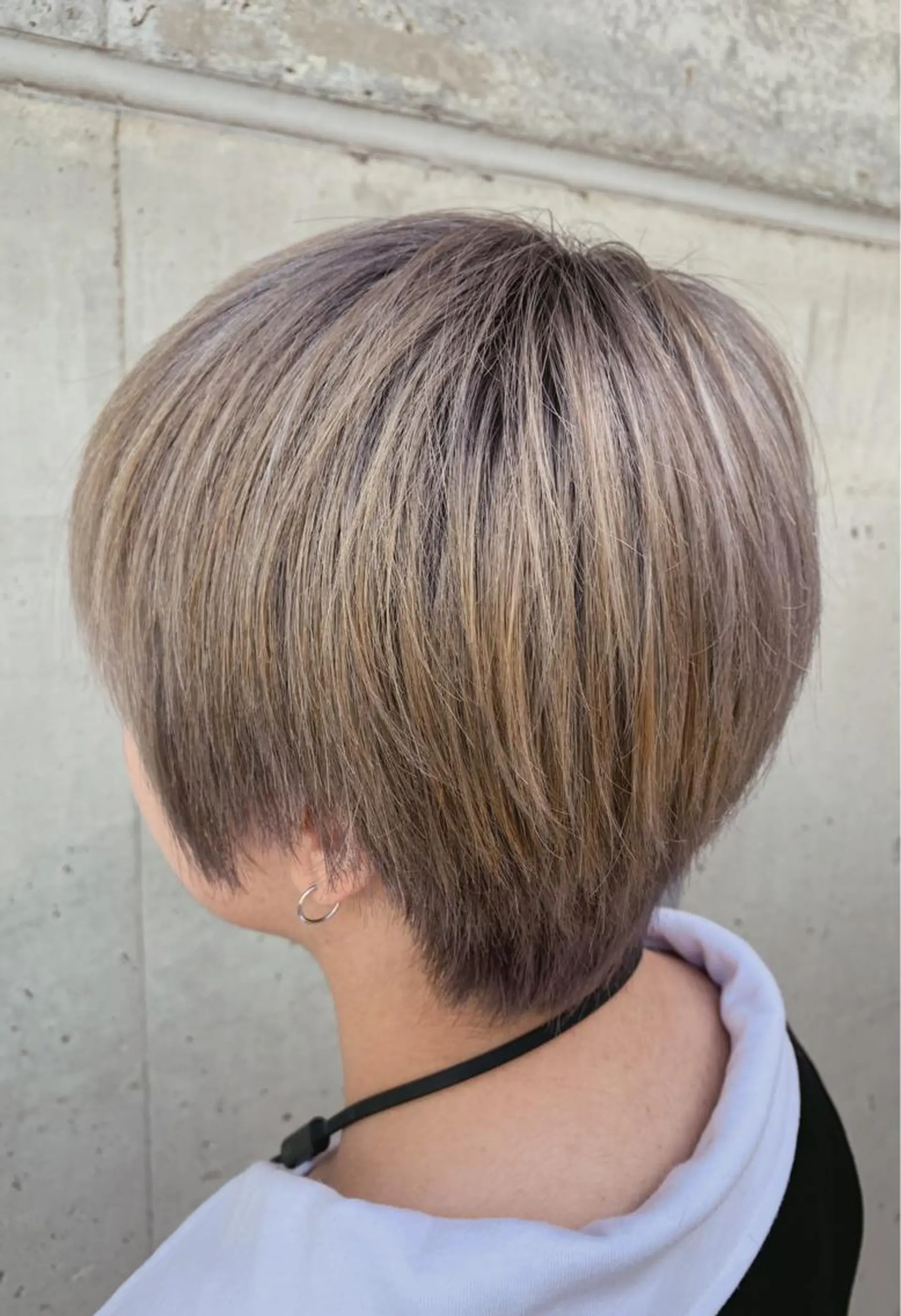 ショート カラー ベージュカラー ハイトーンカラー ショートヘア カット ヘアカラー トリートメント ACT十条店所属・溝口 恭章のヘアスタイル