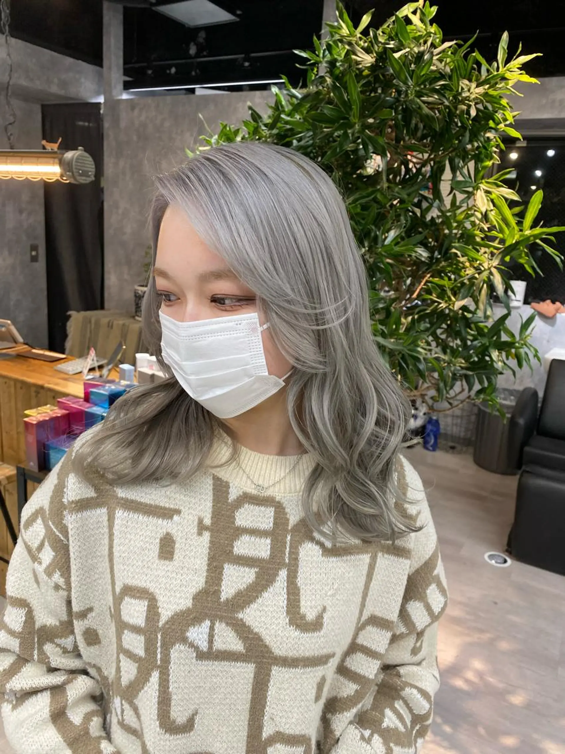 セミロング ボブ 髪質改善 韓国風ヘア レイヤーカット トリートメント 【.ico】心斎橋 飛田ゆうきのヘアスタイル