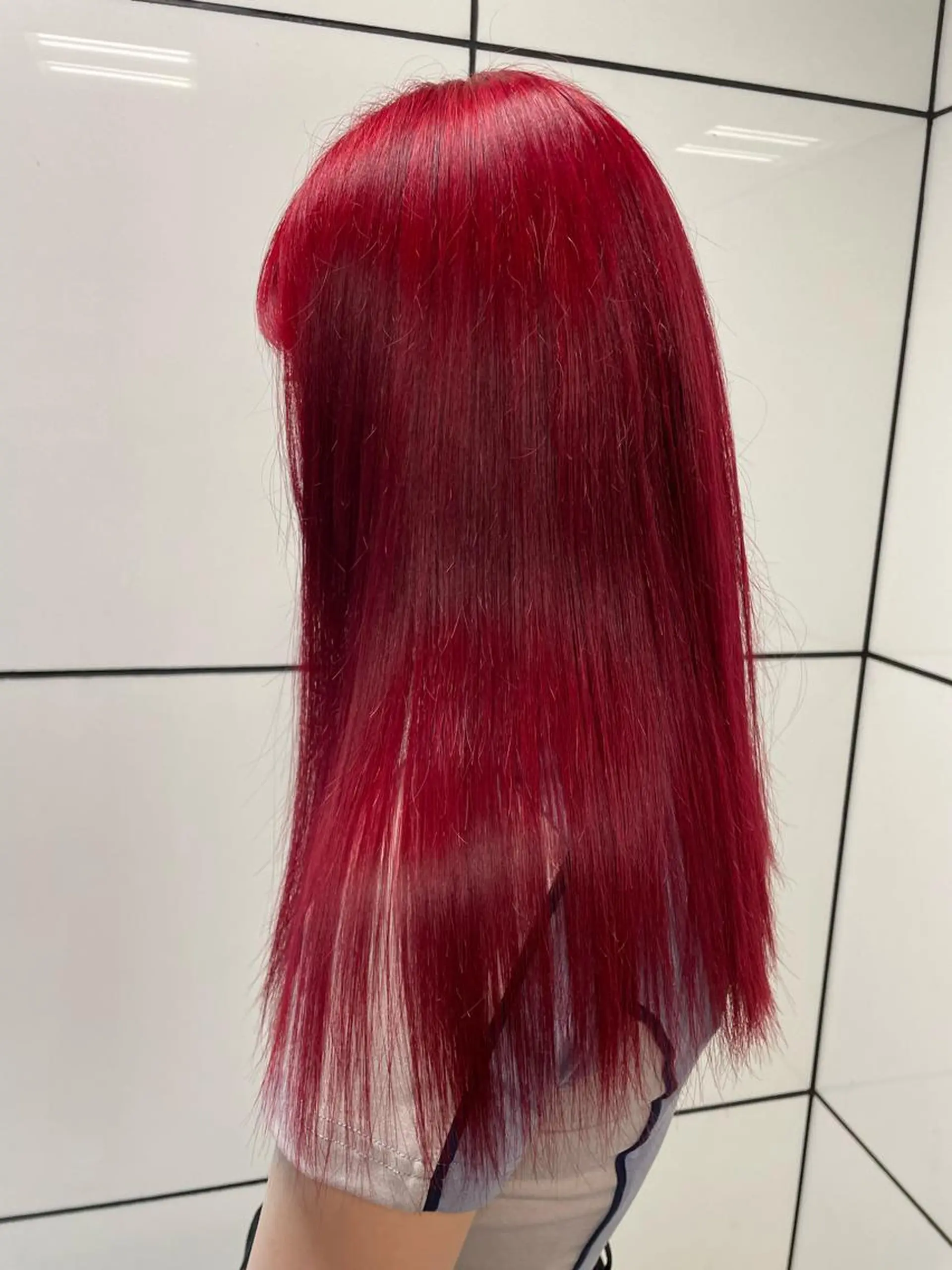 セミロング カラー ハイトーンカラー ピンクカラー レッドカラー ヘアカラー メンズ/艶髪/カラー サクラ🌸のヘアスタイル